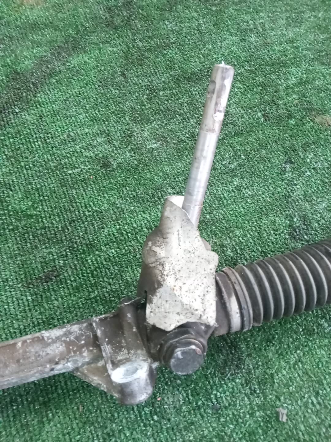 Рулевая рейка передняя NISSAN DUALIS J10, KNJ10, KJ10, NJ10 MR20DE 3 ракурс