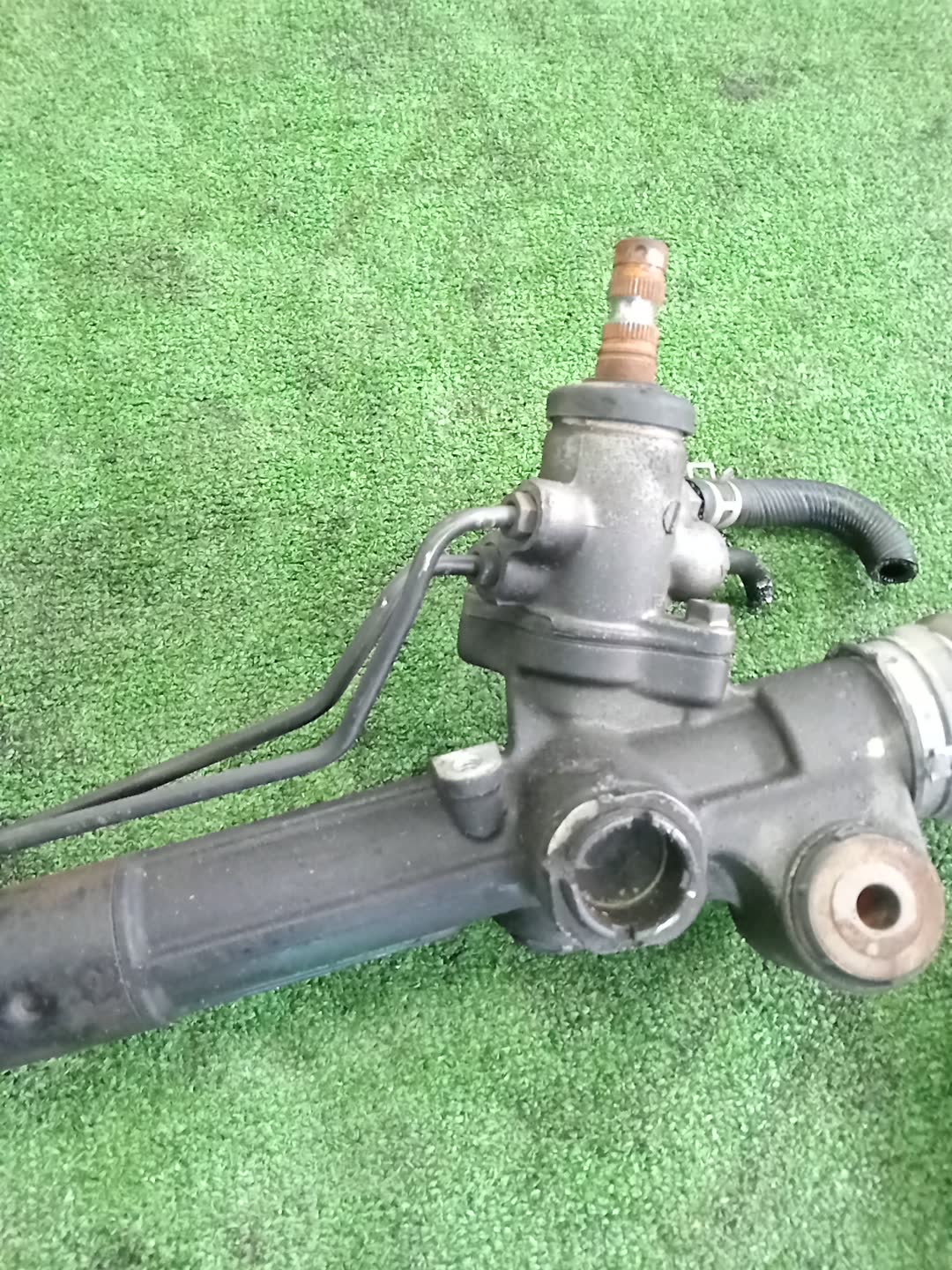 Рулевая рейка передняя TOYOTA WINDOM MCV30 1MZ-FE 3 ракурс
