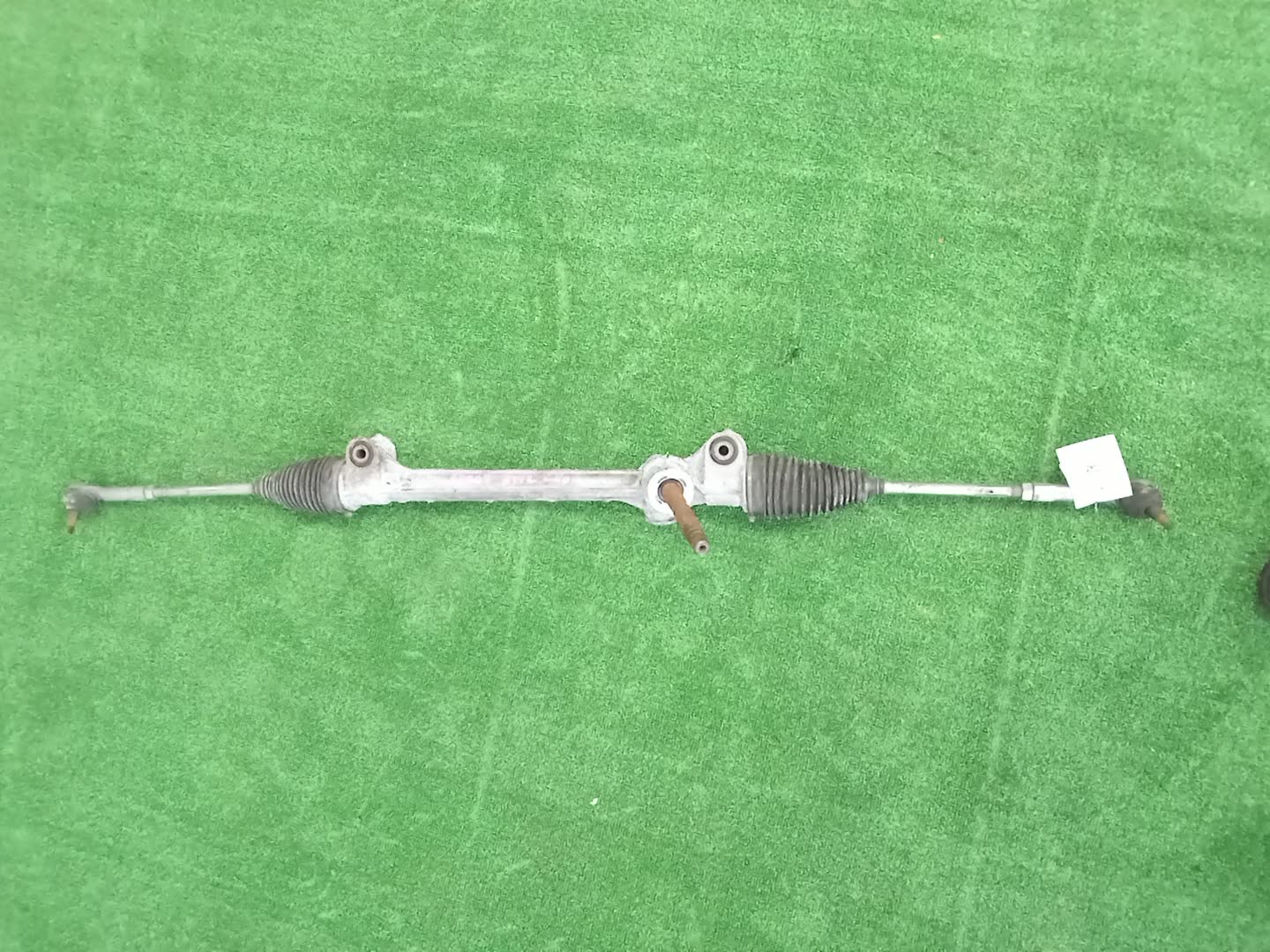 Рулевая рейка передняя DAIHATSU RAIZE, ROCKY A200A, A210A, A201A, A202A, A200S, A210S, A202S, A201S 1KR-VET, WA-VE, WA-VEX 1 ракурс