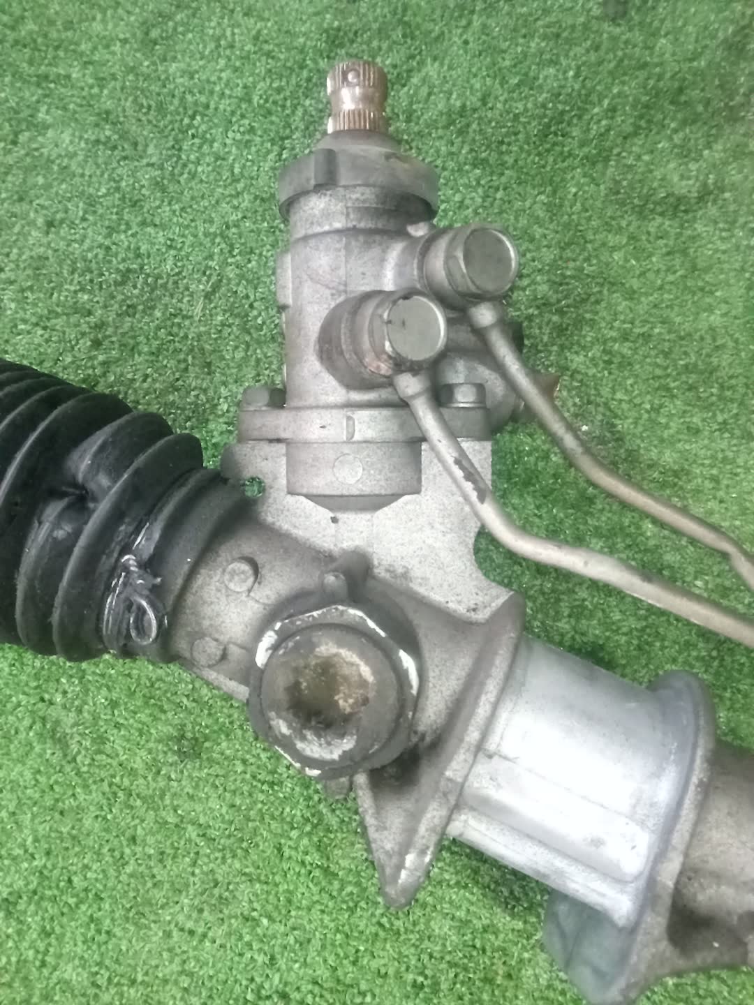 Рулевая рейка передняя MAZDA BONGO, TITAN SK22T, SK82V, SK82T, SK22V, SKF2V, SKP2V, SKP2L, SKP2T, SKF2T, SY56T R2, F8, RF-T, L8, WL 3 ракурс