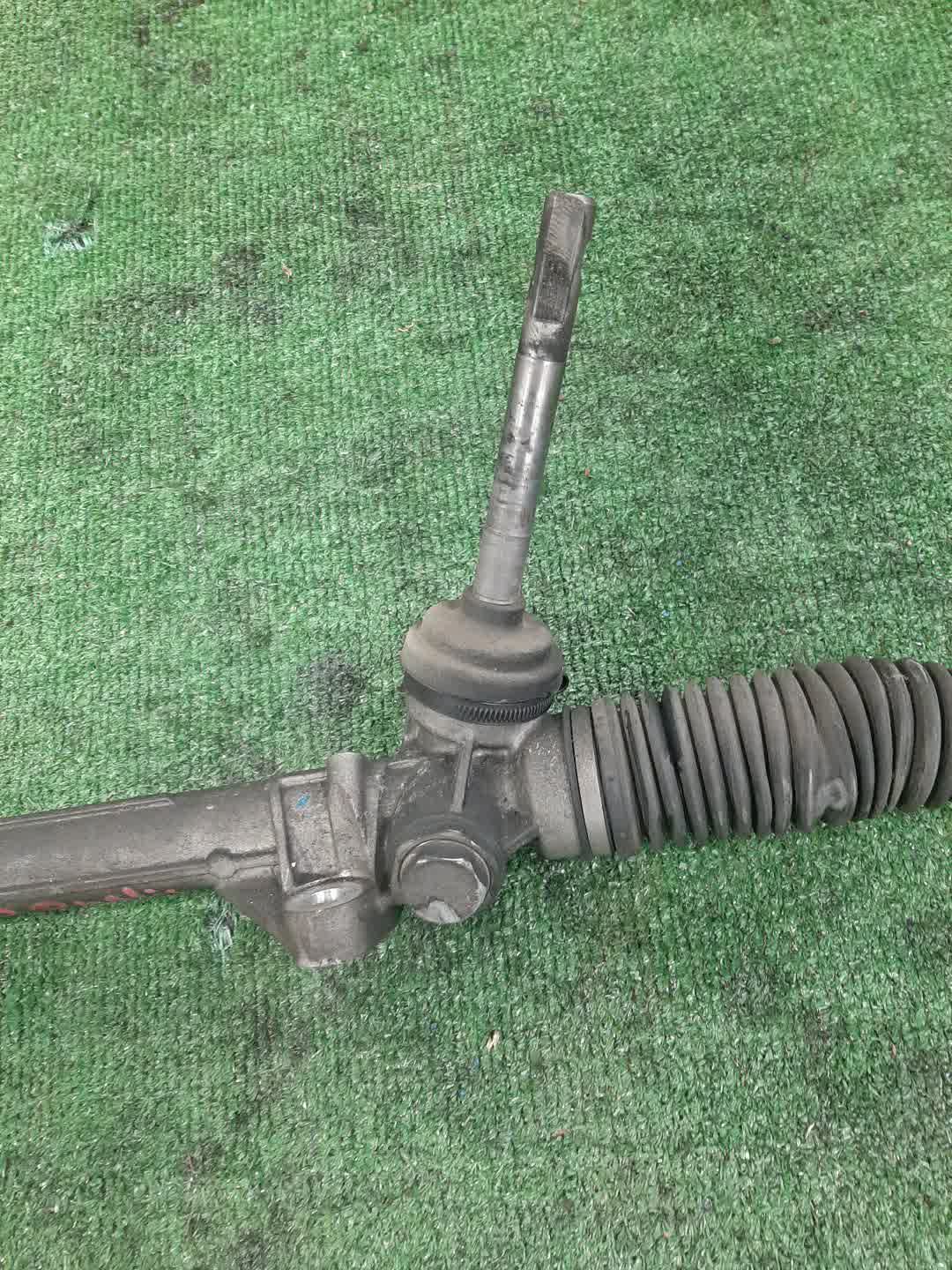 Рулевая рейка передняя NISSAN DUALIS J10, KNJ10, KJ10, NJ10 MR20DE 3 ракурс