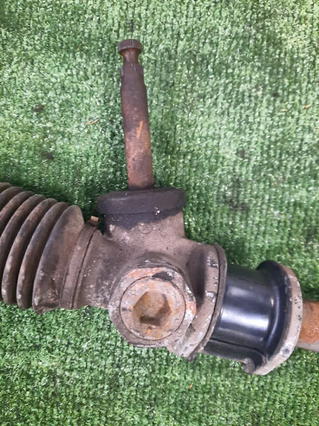 Рулевая рейка передняя DAIHATSU TERIOS, TERIOS KID, CAMI J100G, J102G, J122G, J111G, J131G, J100E, J102E, J122E HC-EJ, K3-VET, K3-VE, EF-DET, EF-DEM 3 ракурс