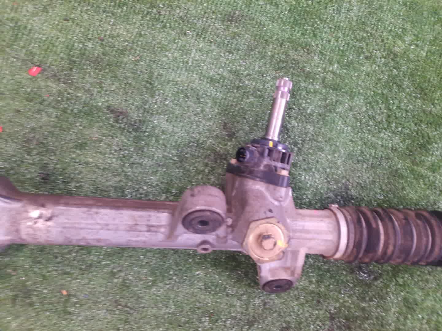 Рулевая рейка передняя HONDA INSPIRE UC1 J30A 3 ракурс