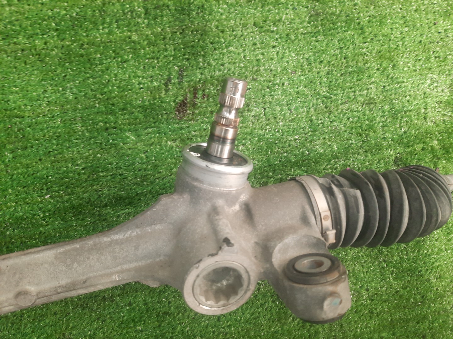 Рулевая рейка передняя TOYOTA COROLLA FIELDER, COROLLA  AXIO ZRE142G, NZE141G, NZE141, ZRE142 2ZR-FAE, 2ZR-FE, 1NZ-FE 3 ракурс