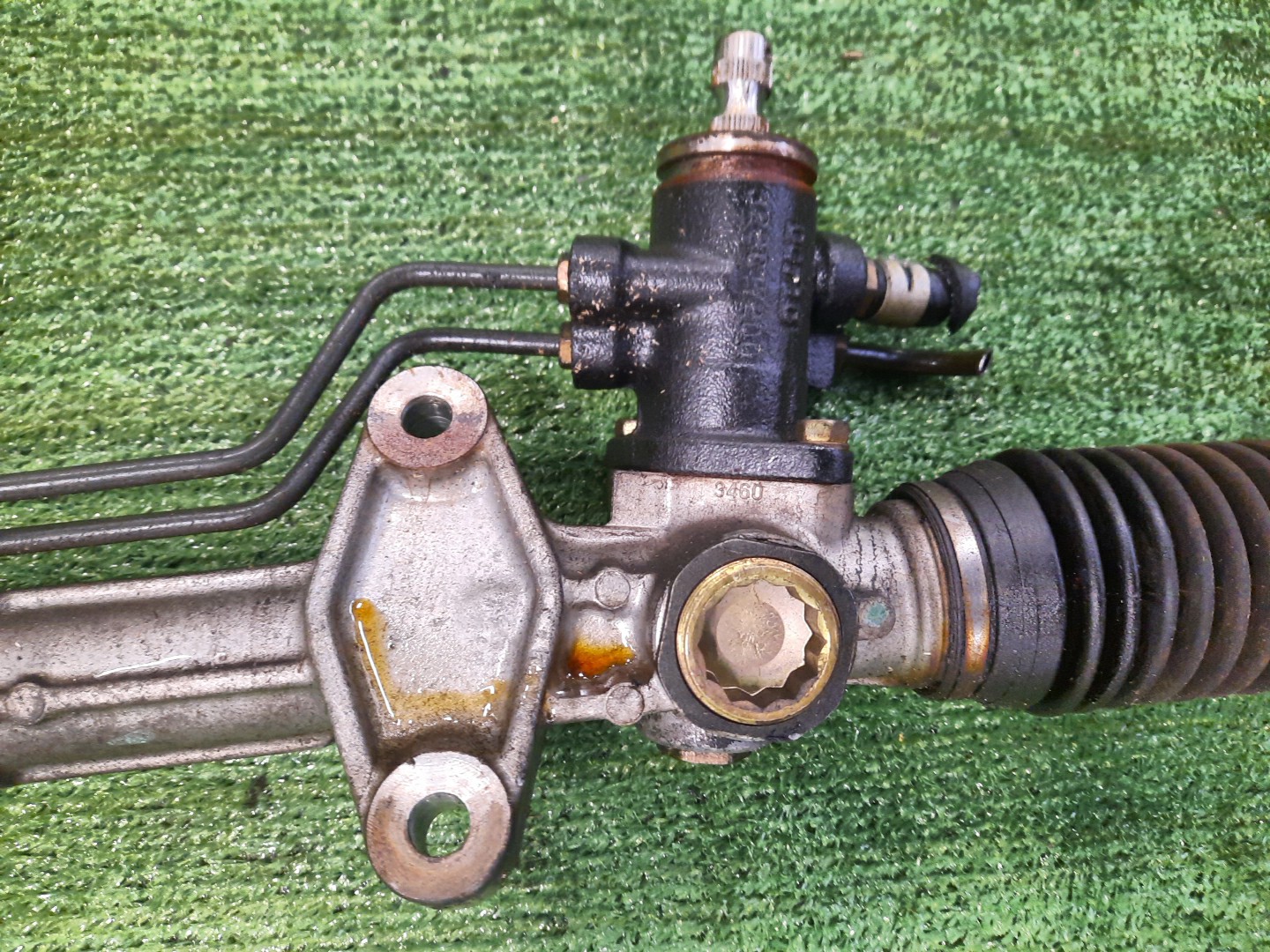 Рулевая рейка передняя MITSUBISHI GALANT, LEGNUM, ASPIRE EC1A, EC7A, EC3A, EC5A, EC1W, EC5W, EC3W, EC4W, EC7W 4G93, 4G94, 4G64, 6A13TT, 6A13, 6A12 3 ракурс
