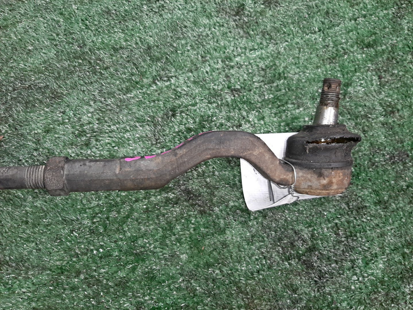 Рулевая рейка передняя MAZDA BONGO SE88T, SSF8W, SE28T, SEF8T, SS28H, SS28V, SE58T, SS58V, SSF8V, SS88H, SS88V, SSE8W F8, RF-T, R2, RF, D5, FE 2 ракурс