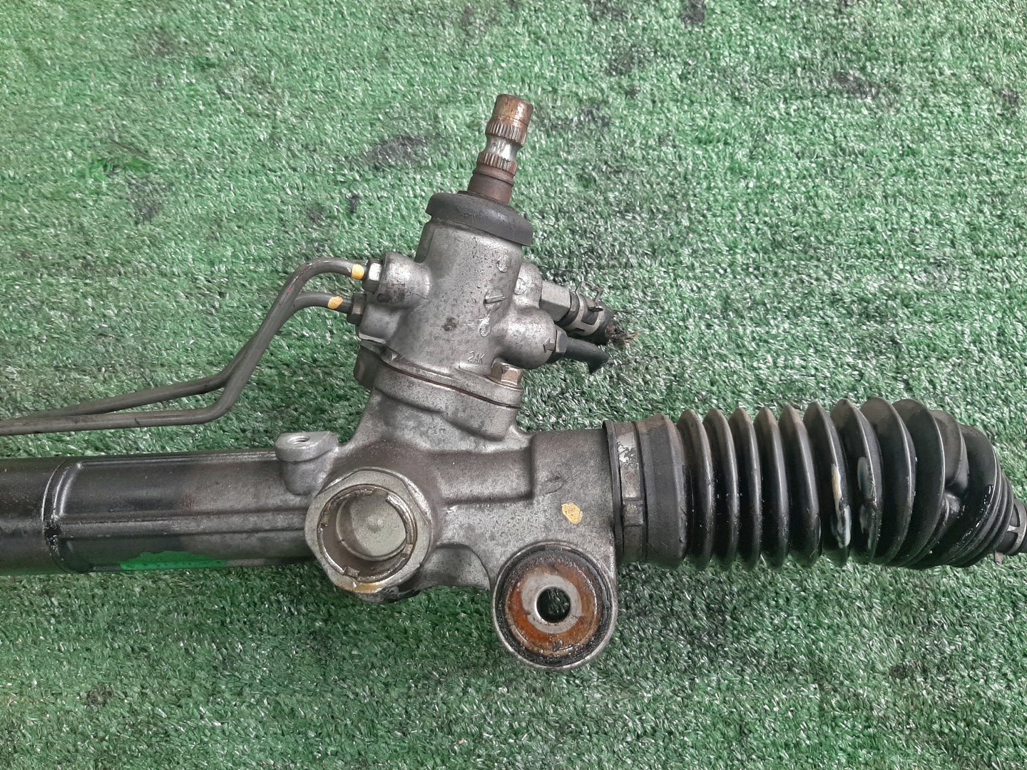 Рулевая рейка передняя TOYOTA WINDOM MCV30 1MZ-FE 3 ракурс
