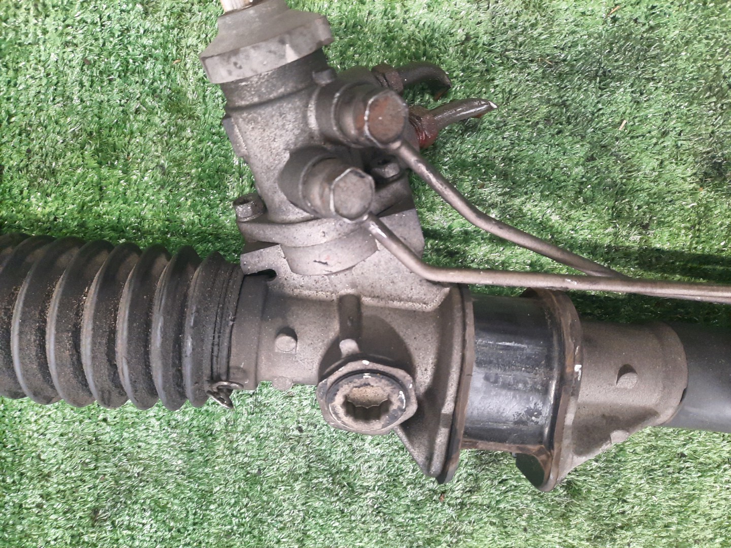 Рулевая рейка передняя MAZDA BONGO, TITAN SK22T, SK82V, SK82T, SK22V, SKF2V, SKP2V, SKP2L, SKP2T, SKF2T, SY56T R2, F8, RF-T, L8, WL 3 ракурс