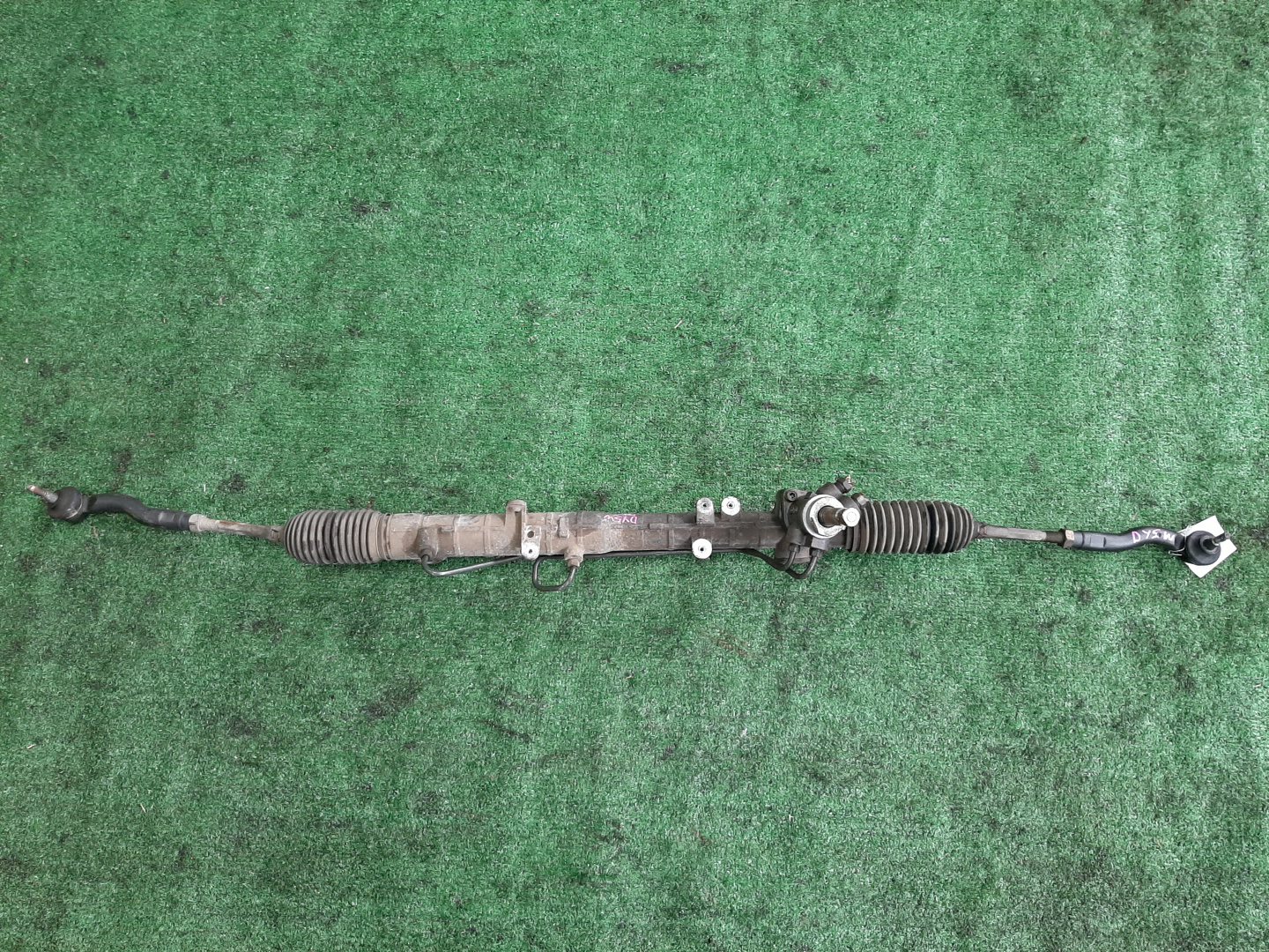 Рулевая рейка передняя  MAZDA DEMIO, VERISA DY3W, DY5W, DY3R, DY5R, DC5R, DC5W ZJ-VE, ZY-VE 1 ракурс