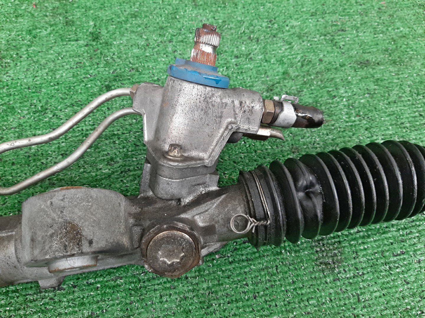 Рулевая рейка передняя NISSAN PRIMERA P12, QP12, TP12, HP12, RP12, WTP12, WHP12, WRP12 QR20DE, QG18DE, SR20VE, QR25DD 3 ракурс Рулевая рейка передняя NISSAN PRIMERA P12, QP12, TP12, HP12, RP12, WTP12, WHP12, WRP12 QR20DE, QG18DE, SR20VE, QR25DD 3 ракурс