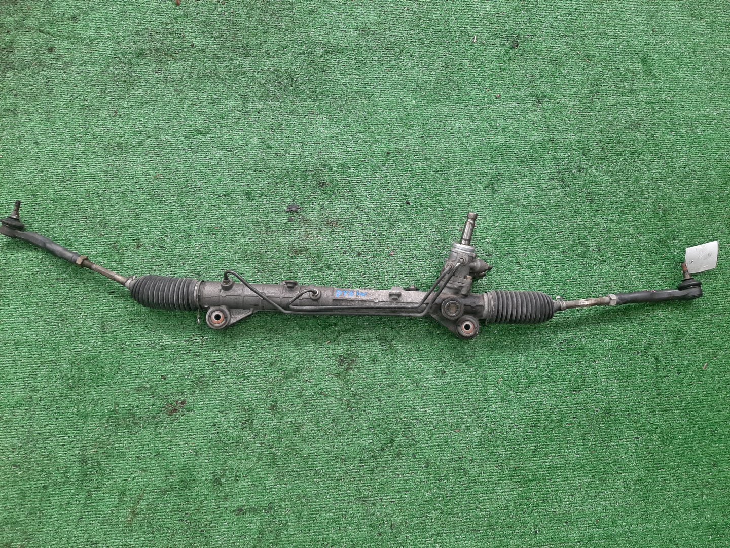 Рулевая рейка передняя  MAZDA DEMIO, VERISA DY3W, DY5W, DY3R, DY5R, DC5R, DC5W ZJ-VE, ZY-VE 1 ракурс