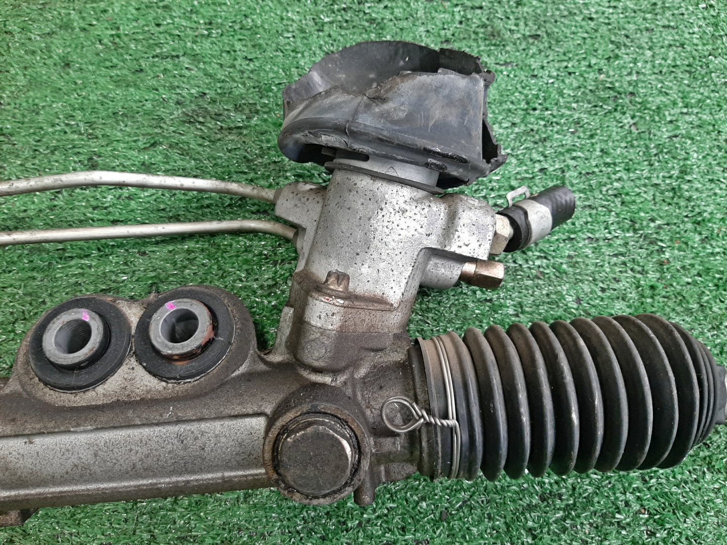 Рулевая рейка передняя NISSAN CEFIRO A33, PA33 VQ20DE, VQ25DD 3 ракурс
