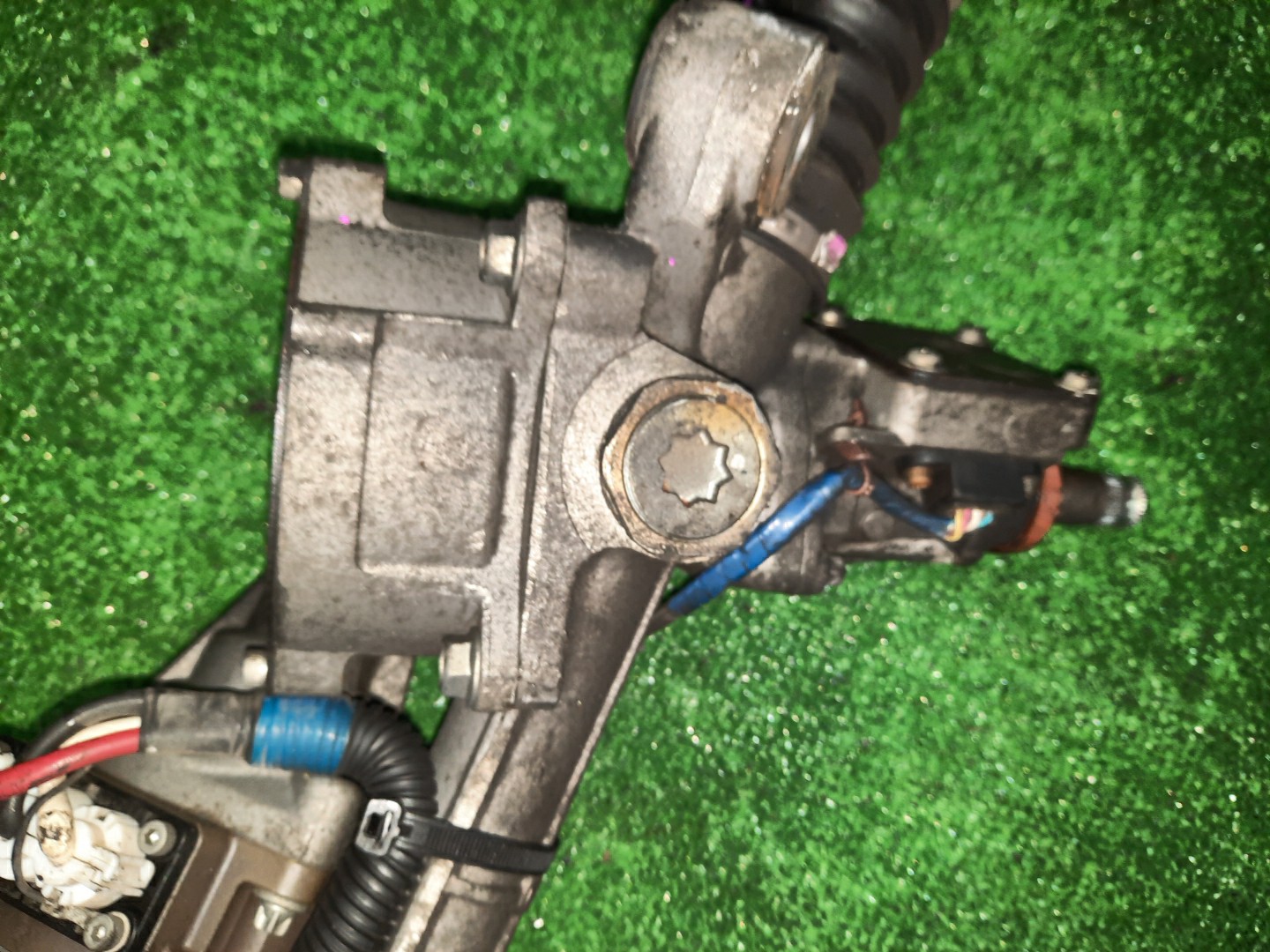 Рулевая рейка передняя SUBARU FORESTER SJG FA20F 3 ракурс