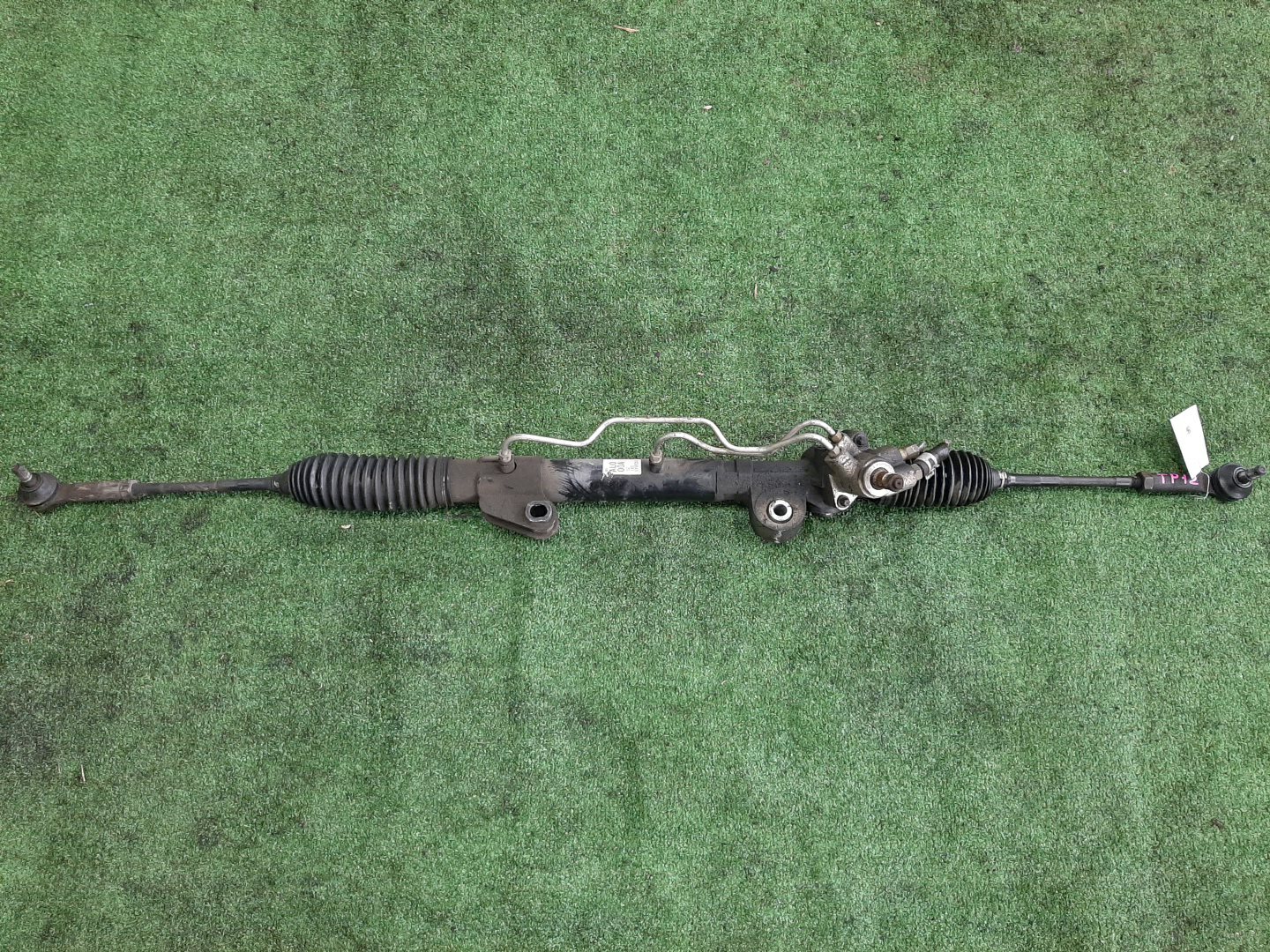 Рулевая рейка передняя NISSAN PRIMERA P12, QP12, TP12, HP12, RP12, WTP12, WHP12, WRP12 QR20DE, QG18DE, SR20VE, QR25DD 1 ракурс Рулевая рейка передняя NISSAN PRIMERA P12, QP12, TP12, HP12, RP12, WTP12, WHP12, WRP12 QR20DE, QG18DE, SR20VE, QR25DD 1 ракурс
