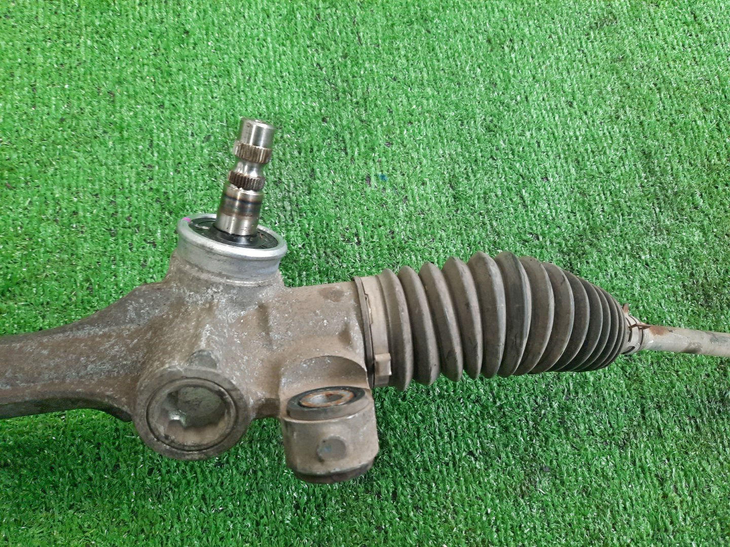 Рулевая рейка передняя TOYOTA COROLLA FIELDER, COROLLA  AXIO ZRE142G, NZE141G, NZE141, ZRE142 2ZR-FAE, 2ZR-FE, 1NZ-FE 3 ракурс