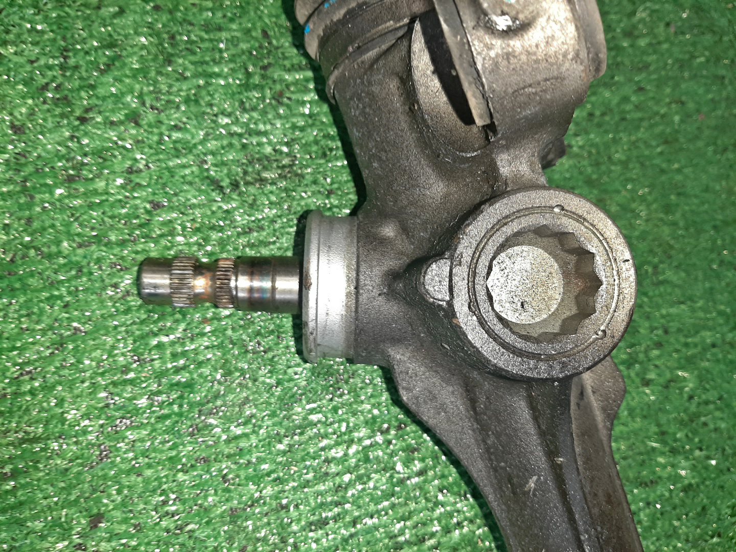 Рулевая рейка передняя TOYOTA COROLLA FIELDER, COROLLA  AXIO ZRE142G, NZE141G, NZE141, ZRE142 2ZR-FAE, 2ZR-FE, 1NZ-FE 3 ракурс