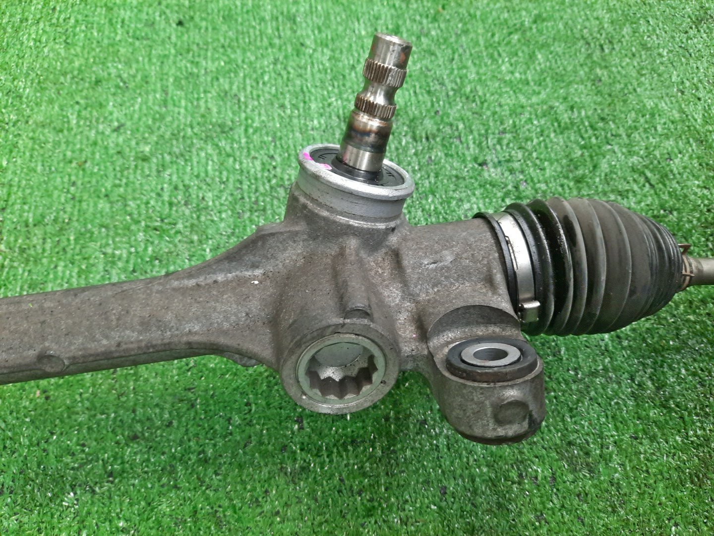 Рулевая рейка передняя TOYOTA COROLLA FIELDER, COROLLA  AXIO ZRE142G, NZE141G, NZE141, ZRE142 2ZR-FAE, 2ZR-FE, 1NZ-FE 3 ракурс