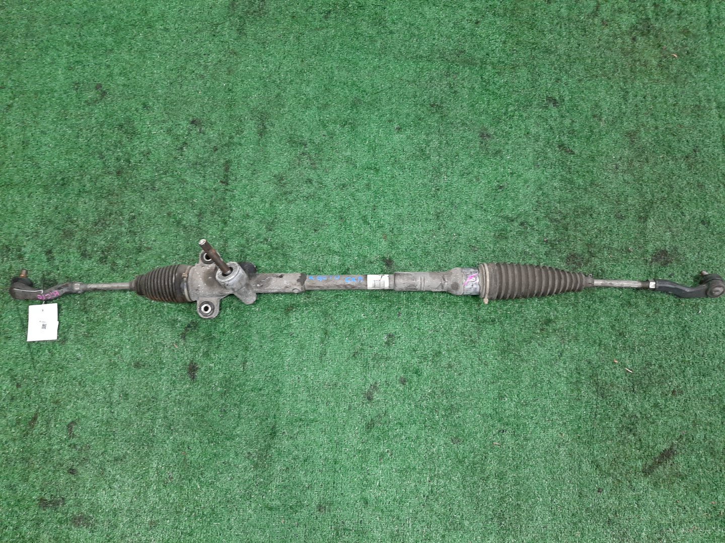 Рулевая рейка передняя TOYOTA PASSO, BB, BOON, COO KGC15, KGC10, QNC10, QNC20, QNC21, QNC25, M301S, M310S, M300S, M401S, M402S, M411S 1KR-FE, K3-VE, 3SZ-VE 1 ракурс Рулевая рейка передняя TOYOTA PASSO, BB, BOON, COO KGC15, KGC10, QNC10, QNC20, QNC21, QNC25, M301S, M310S, M300S, M401S, M402S, M411S 1KR-FE, K3-VE, 3SZ-VE 1 ракурс