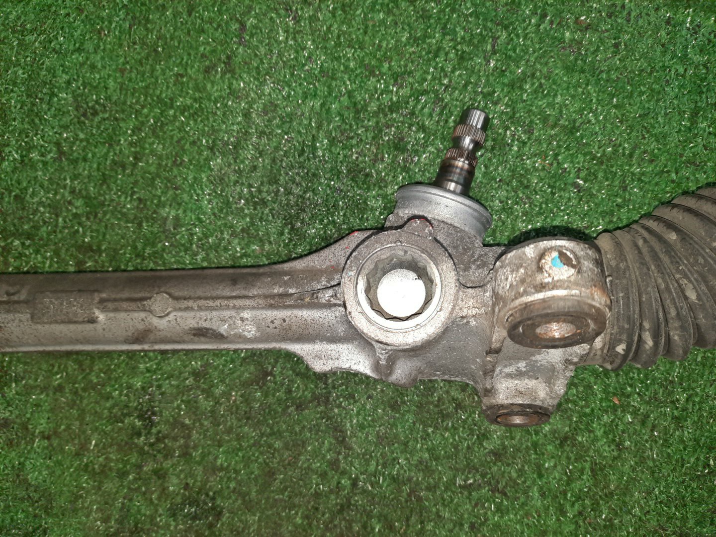 Рулевая рейка передняя TOYOTA COROLLA FIELDER, COROLLA AXIO ZRE142G, NZE141G, NZE141, ZRE142 2ZR-FAE, 2ZR-FE, 1NZ-FE 3 ракурс Рулевая рейка передняя TOYOTA COROLLA FIELDER, COROLLA AXIO ZRE142G, NZE141G, NZE141, ZRE142 2ZR-FAE, 2ZR-FE, 1NZ-FE 3 ракурс
