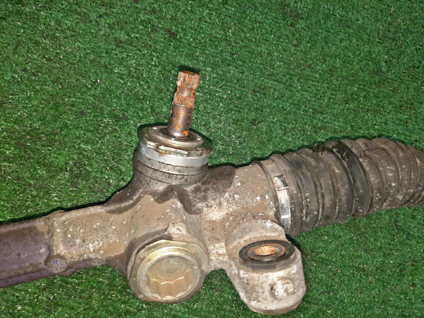 Рулевая рейка передняя TOYOTA COROLLA, COROLLA SPACIO, COROLLA FIELDER, ALLEX, COROLLA RUNX, WILL VS NZE121, NZE120, NZE121N, NZE121G, ZZE122, NZE127 1NZ-FE, 2NZ-FE, 1ZZ-FE 3 ракурс