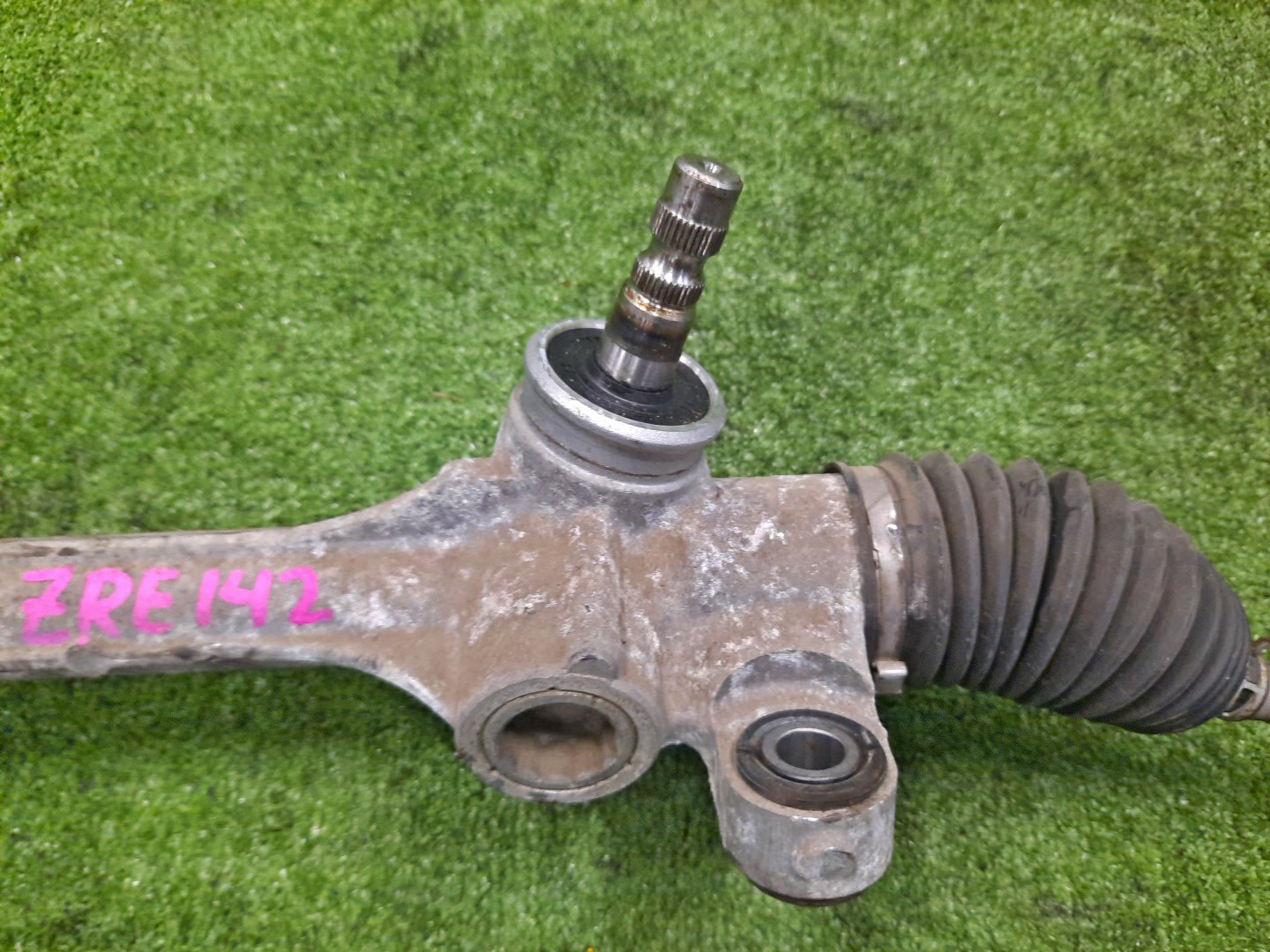 Рулевая рейка передняя TOYOTA COROLLA FIELDER, COROLLA  AXIO ZRE142G, NZE141G, NZE141, ZRE142 2ZR-FAE, 2ZR-FE, 1NZ-FE 3 ракурс