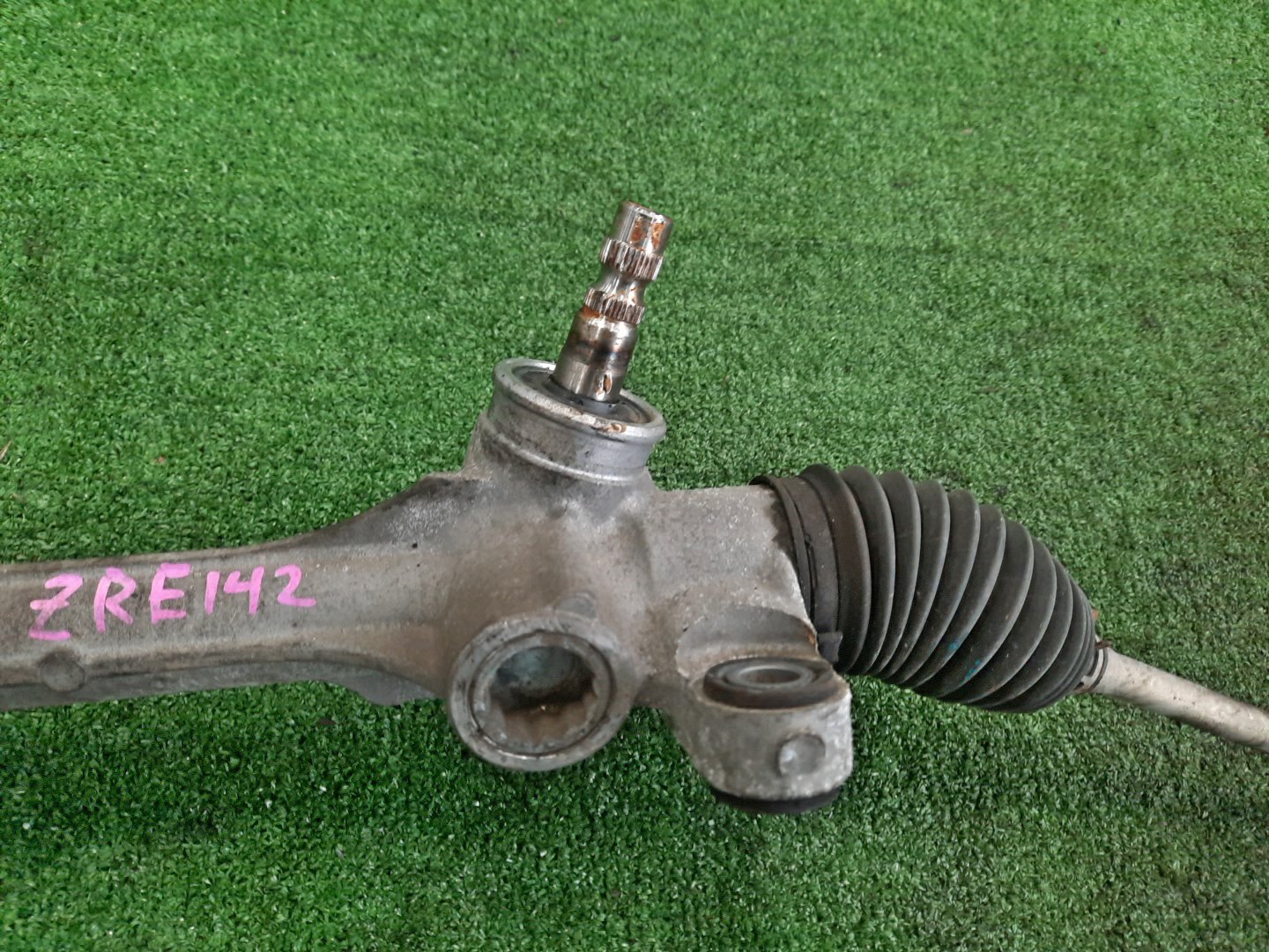 Рулевая рейка передняя TOYOTA COROLLA FIELDER, COROLLA  AXIO ZRE142G, NZE141G, NZE141, ZRE142 2ZR-FAE, 2ZR-FE, 1NZ-FE 3 ракурс