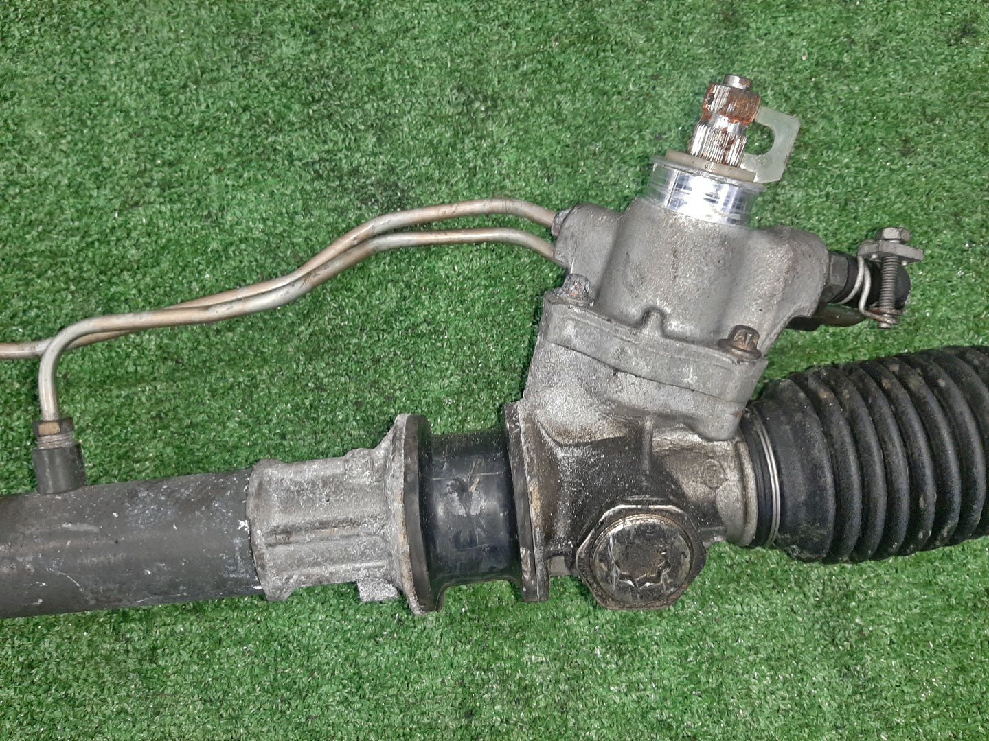 Рулевая рейка передняя NISSAN BLUEBIRD, PRIMERA SU14, U14, QU14, HU14, P11, WP11, QP11, HP11, WQP11, WHP11 CD20E, QG18DE, CD20, SR18DE, QG18DD, SR20DE, SR20VE 3 ракурс Рулевая рейка передняя NISSAN BLUEBIRD, PRIMERA SU14, U14, QU14, HU14, P11, WP11, QP11, HP11, WQP11, WHP11 CD20E, QG18DE, CD20, SR18DE, QG18DD, SR20DE, SR20VE 3 ракурс