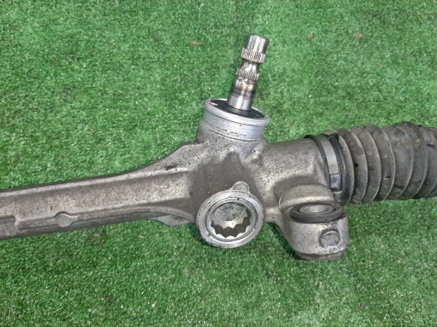 Рулевая рейка передняя TOYOTA COROLLA FIELDER, COROLLA  AXIO ZRE142G, NZE141G, NZE141, ZRE142 2ZR-FAE, 2ZR-FE, 1NZ-FE 3 ракурс