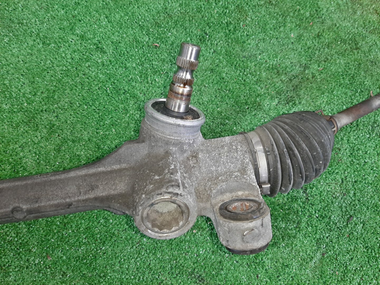 Рулевая рейка передняя TOYOTA COROLLA FIELDER, COROLLA  AXIO ZRE142G, NZE141G, NZE141, ZRE142 2ZR-FAE, 2ZR-FE, 1NZ-FE 3 ракурс