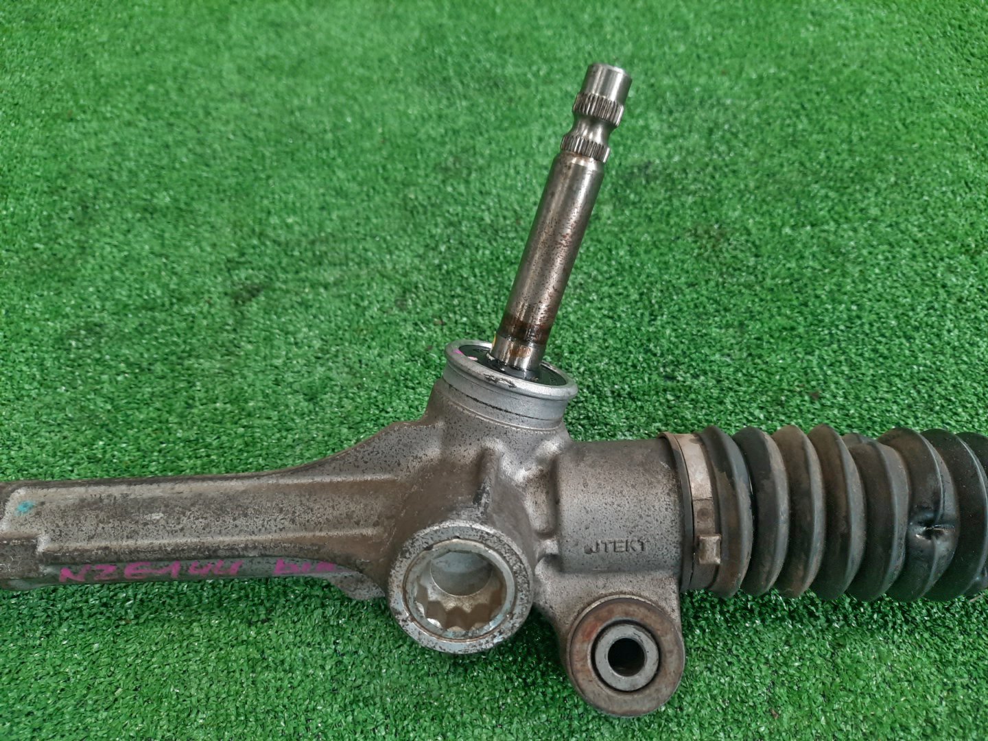 Рулевая рейка передняя TOYOTA AXIO, COROLLA FIELDER, COROLLA  AXIO, FIELDER NZE144, ZRE144, ZRE144G, NZE144G 1NZ-FE, 2ZR-FAE, 2ZR-FE 3 ракурс