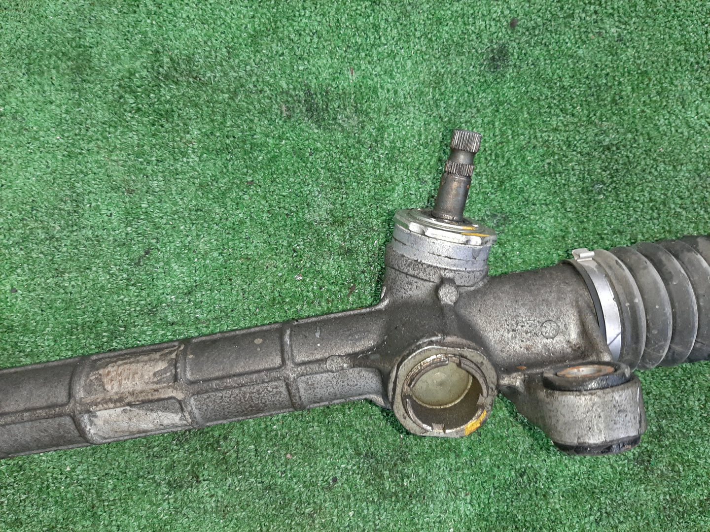Рулевая рейка передняя TOYOTA COROLLA, COROLLA SPACIO, COROLLA FIELDER, ALLEX, COROLLA RUNX, WILL VS NZE121, NZE120, NZE121N, NZE121G, ZZE122, NZE127 1NZ-FE, 2NZ-FE, 1ZZ-FE 3 ракурс