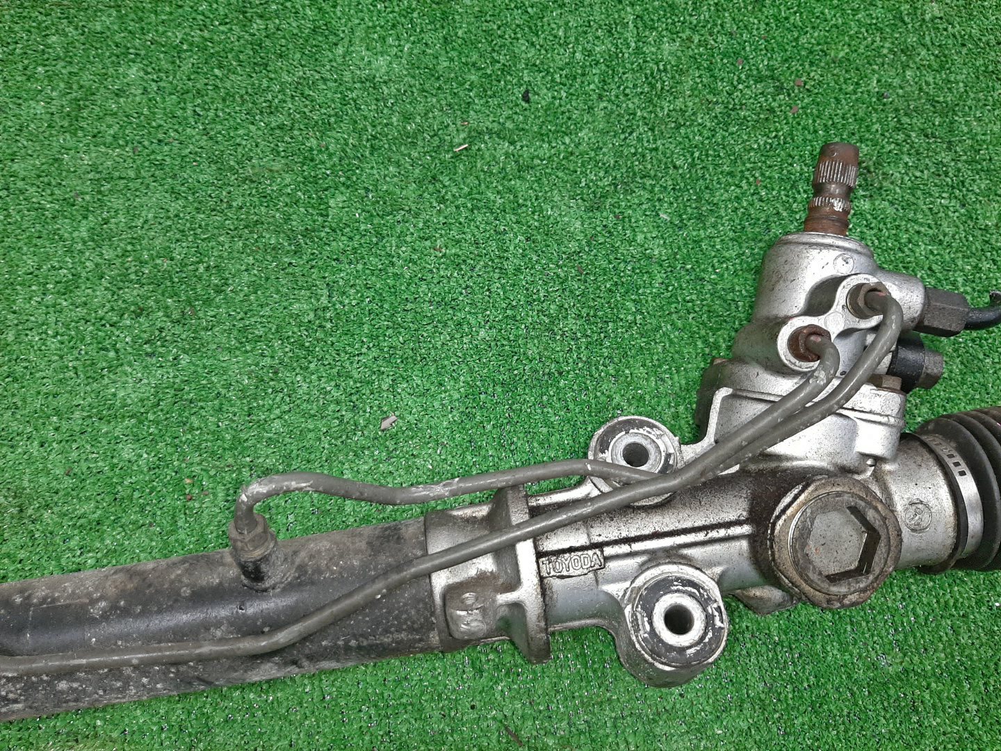 Рулевая рейка передняя TOYOTA BREVIS, CHASER, CRESTA, CROWN, MARK II BLIT, PROGRES, ALTEZZA, VEROSSA, MARK II JCG10, JCG11, GX100, GX90, SX90, LX100, LX90, SX100, GS171, JZS151, GS151, JZS171, LS151, JZX110W, GX110W, GXE10, SXE10, JCE10, GX110, JZX11