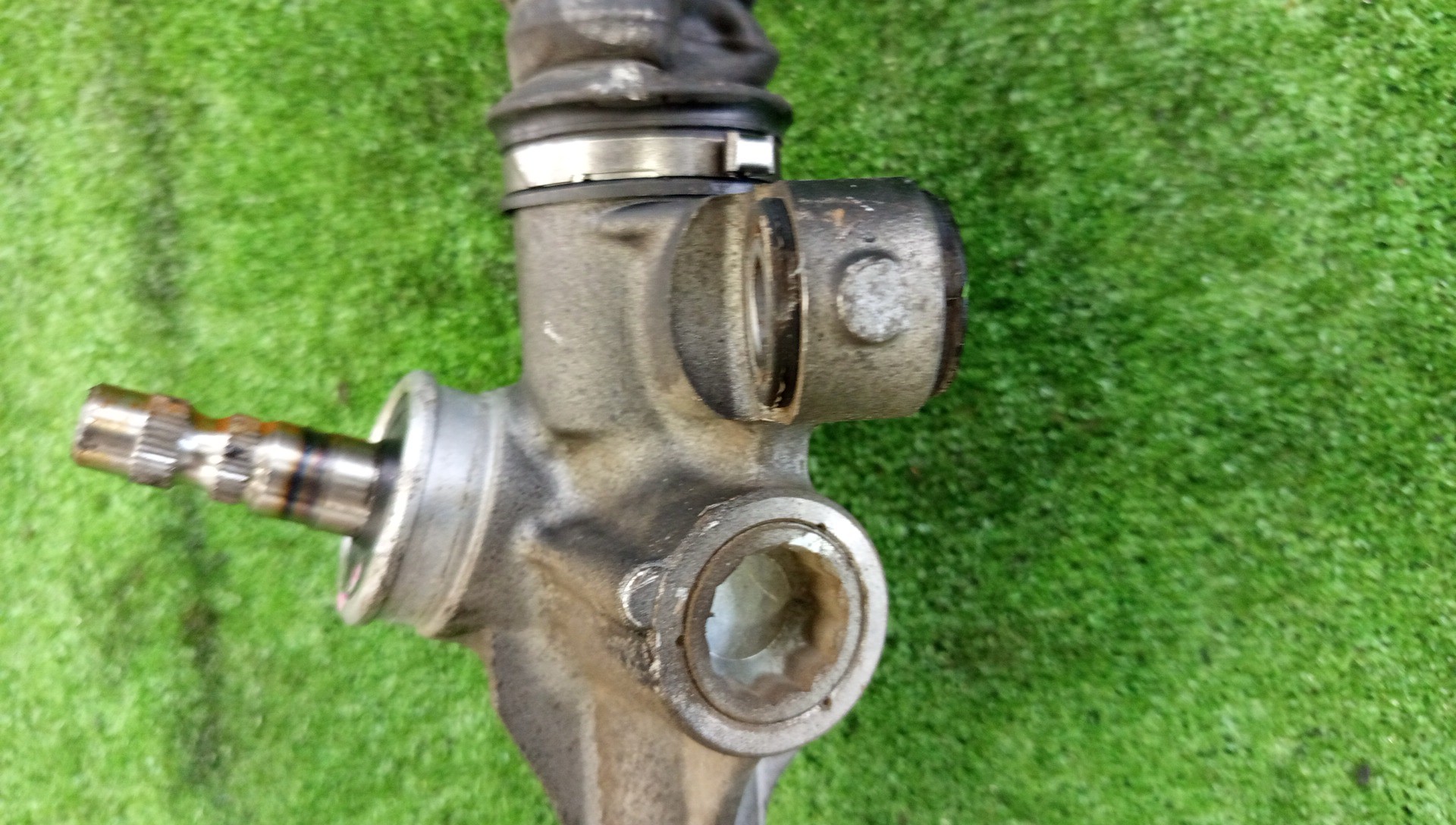 Рулевая рейка передняя TOYOTA COROLLA FIELDER, COROLLA  AXIO ZRE142G, NZE141G, NZE141, ZRE142 2ZR-FAE, 2ZR-FE, 1NZ-FE 3 ракурс