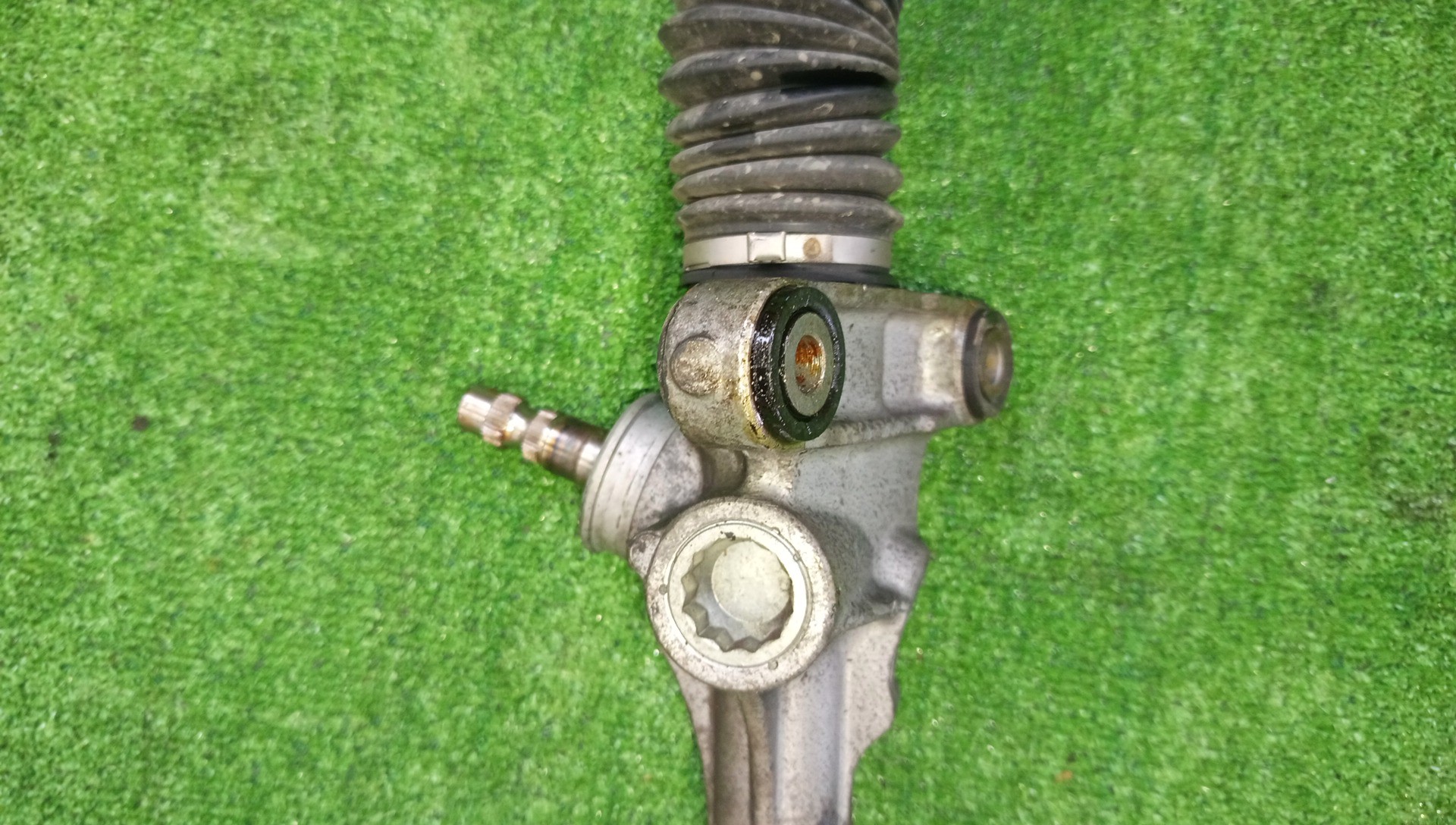 Рулевая рейка передняя TOYOTA COROLLA FIELDER, COROLLA  AXIO ZRE142G, NZE141G, NZE141, ZRE142 2ZR-FAE, 2ZR-FE, 1NZ-FE 3 ракурс