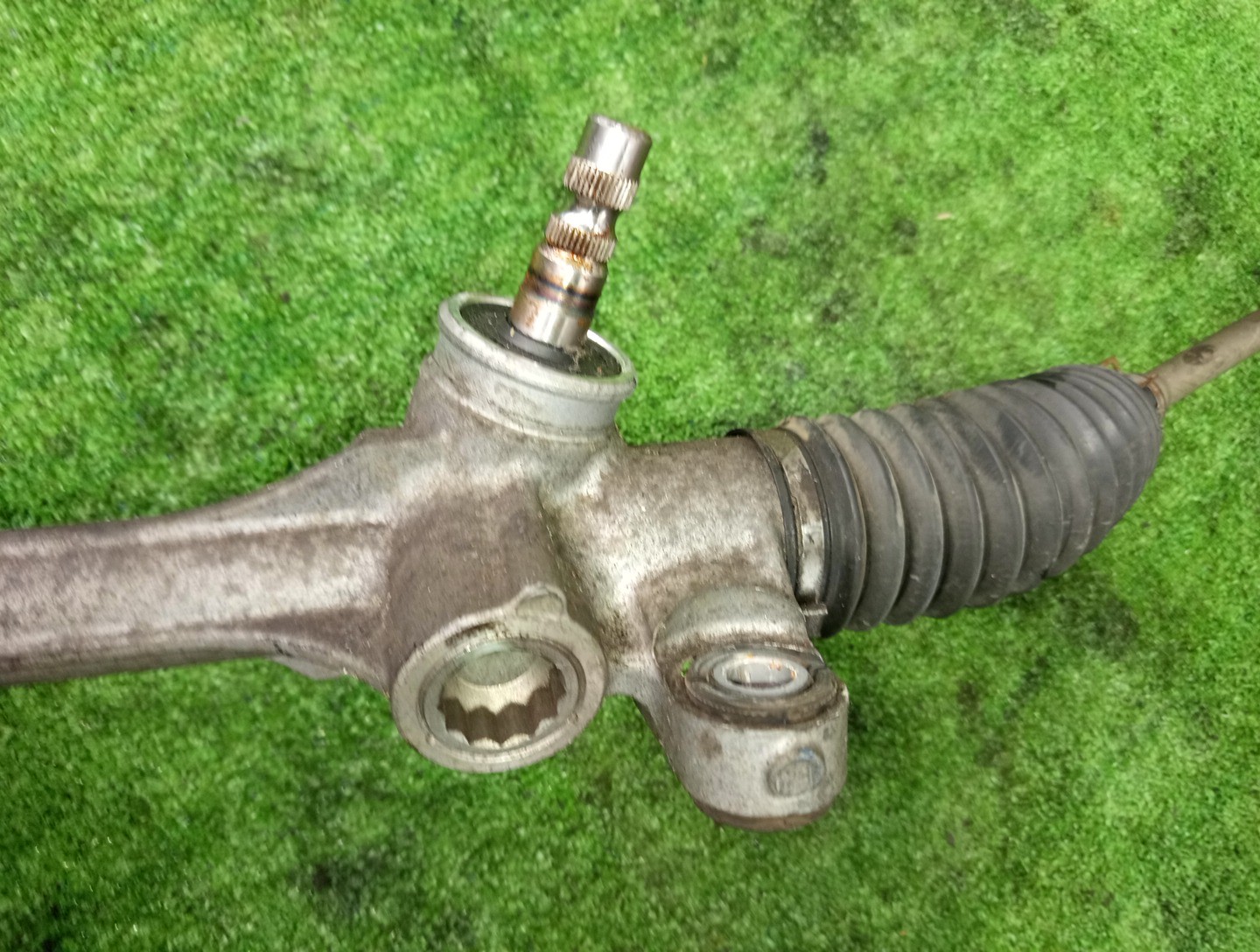 Рулевая рейка передняя TOYOTA COROLLA FIELDER, COROLLA  AXIO ZRE142G, NZE141G, NZE141, ZRE142 2ZR-FAE, 2ZR-FE, 1NZ-FE 3 ракурс