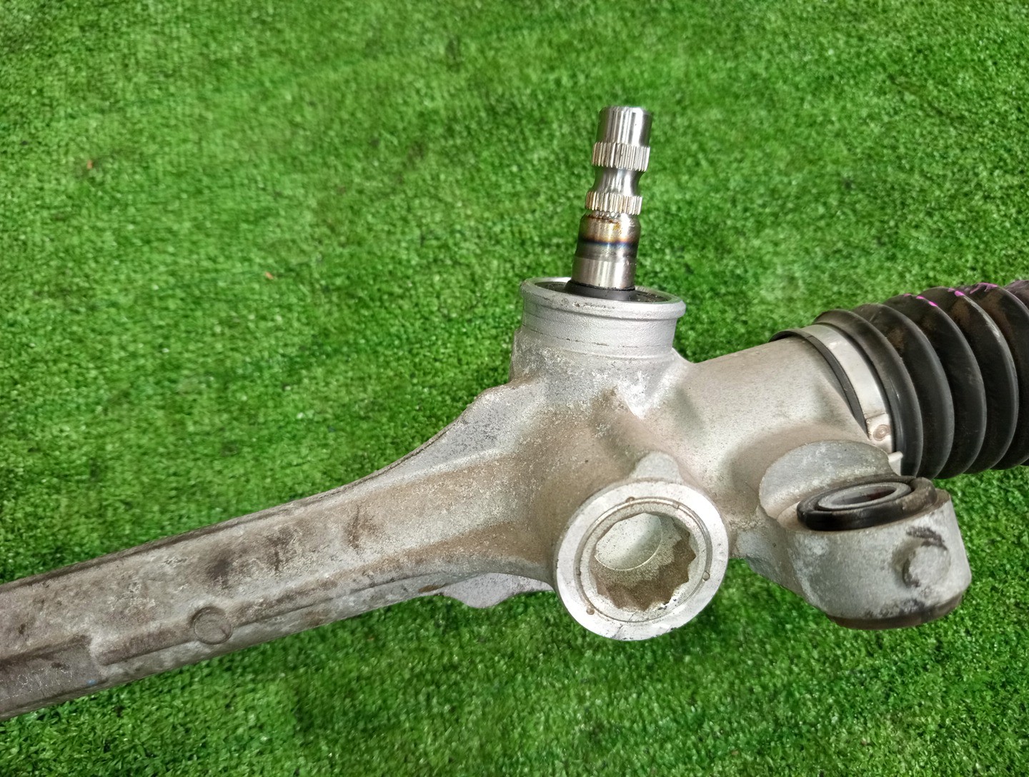 Рулевая рейка передняя TOYOTA COROLLA FIELDER, COROLLA  AXIO ZRE142G, NZE141G, NZE141, ZRE142 2ZR-FAE, 2ZR-FE, 1NZ-FE 4 ракурс