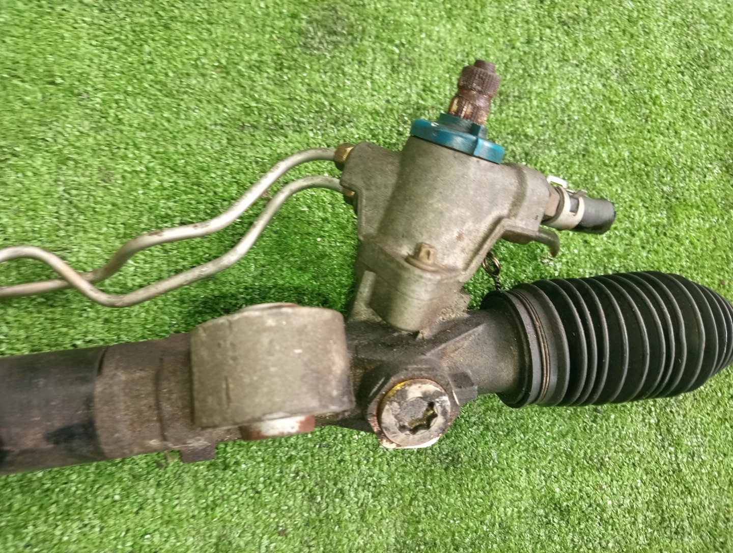 Рулевая рейка передняя NISSAN PRIMERA P12, QP12, TP12, HP12, RP12, WTP12, WHP12, WRP12 QR20DE, QG18DE, SR20VE, QR25DD 3 ракурс