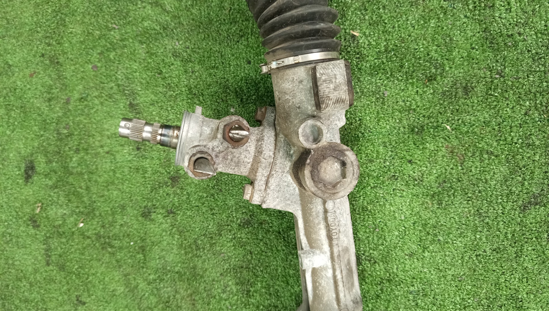 Рулевая рейка передняя TOYOTA FUNCARGO, IST, PLATZ, RAUM, VITZ, WILL VI, PROBOX, BB, PORTE, SUCCEED, WILL CYPHA NCP20, NCP21, NCP60, NCP61, NCP12, SCP11, NCZ20, SCP10, NCP10, NCP13, NCP19, NCP51V, NCP58G, NCP50V, NLP51, NCP52V, NCP30, NCP31, NCP34, N