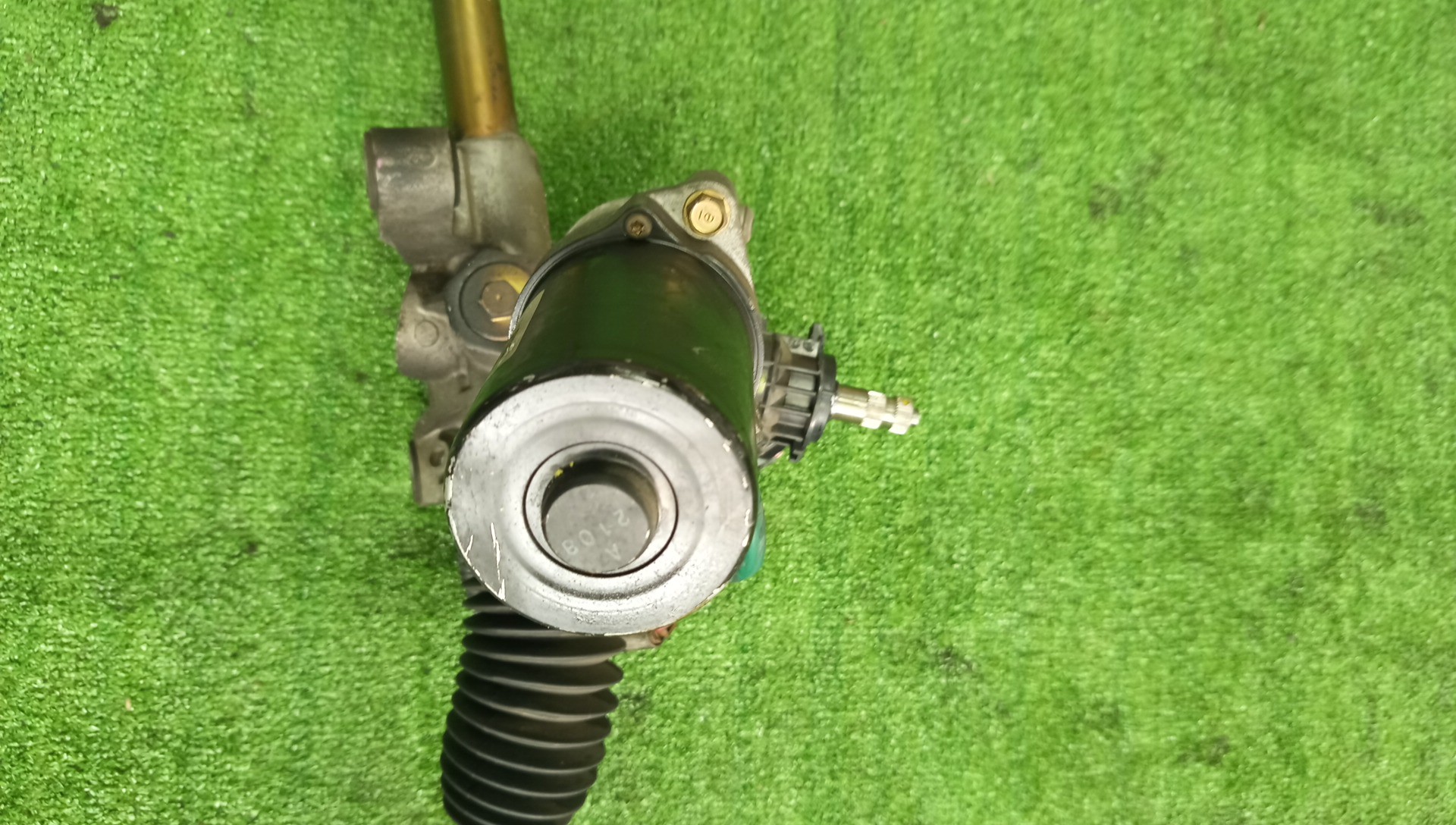Рулевая рейка передняя HONDA MOBILIO, MOBILIO SPIKE GB2, GB1, GK1, GK2 L15A 3 ракурс Рулевая рейка передняя HONDA MOBILIO, MOBILIO SPIKE GB2, GB1, GK1, GK2 L15A 3 ракурс