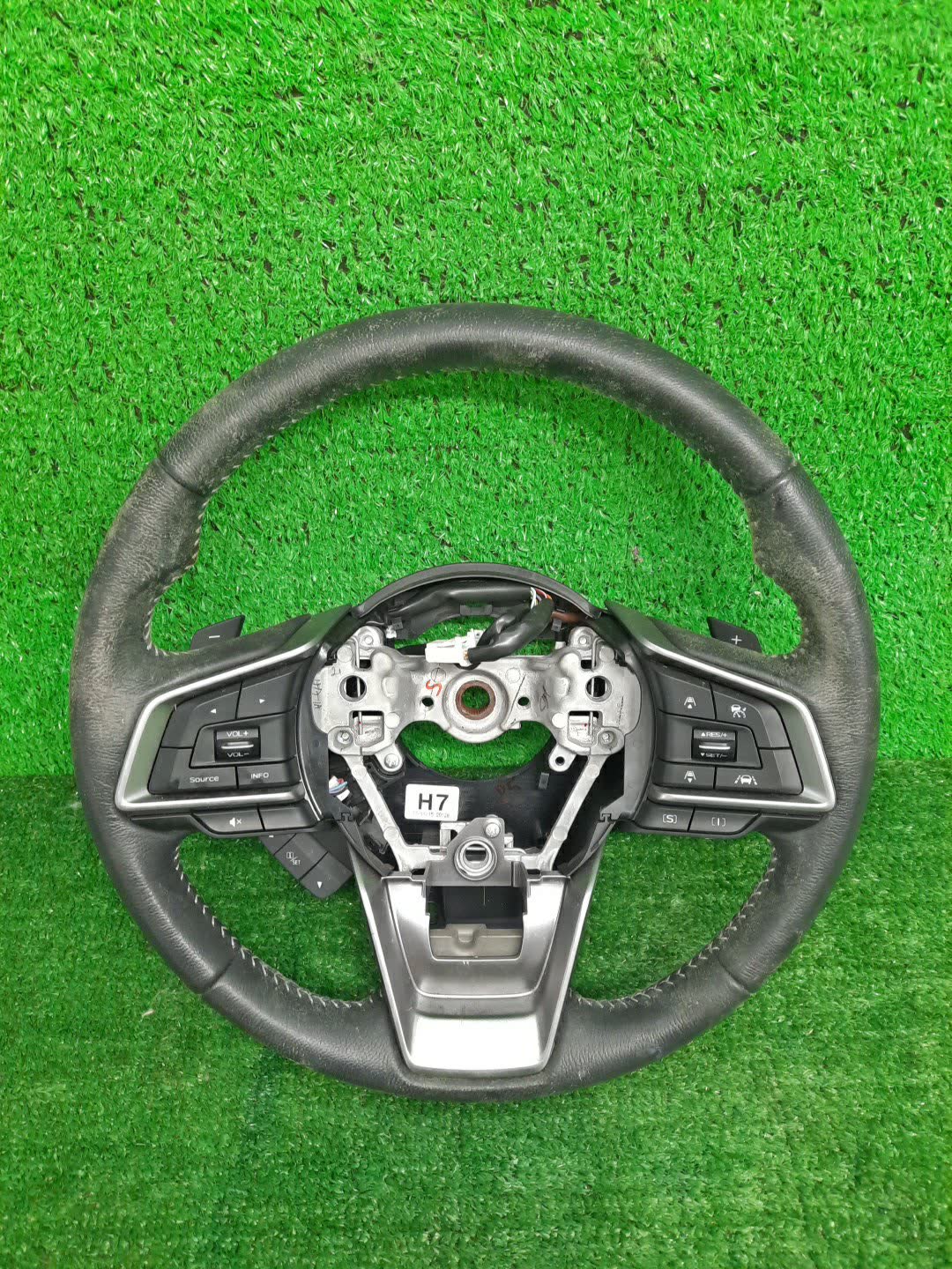Руль SUBARU FORESTER SK9 1 ракурс