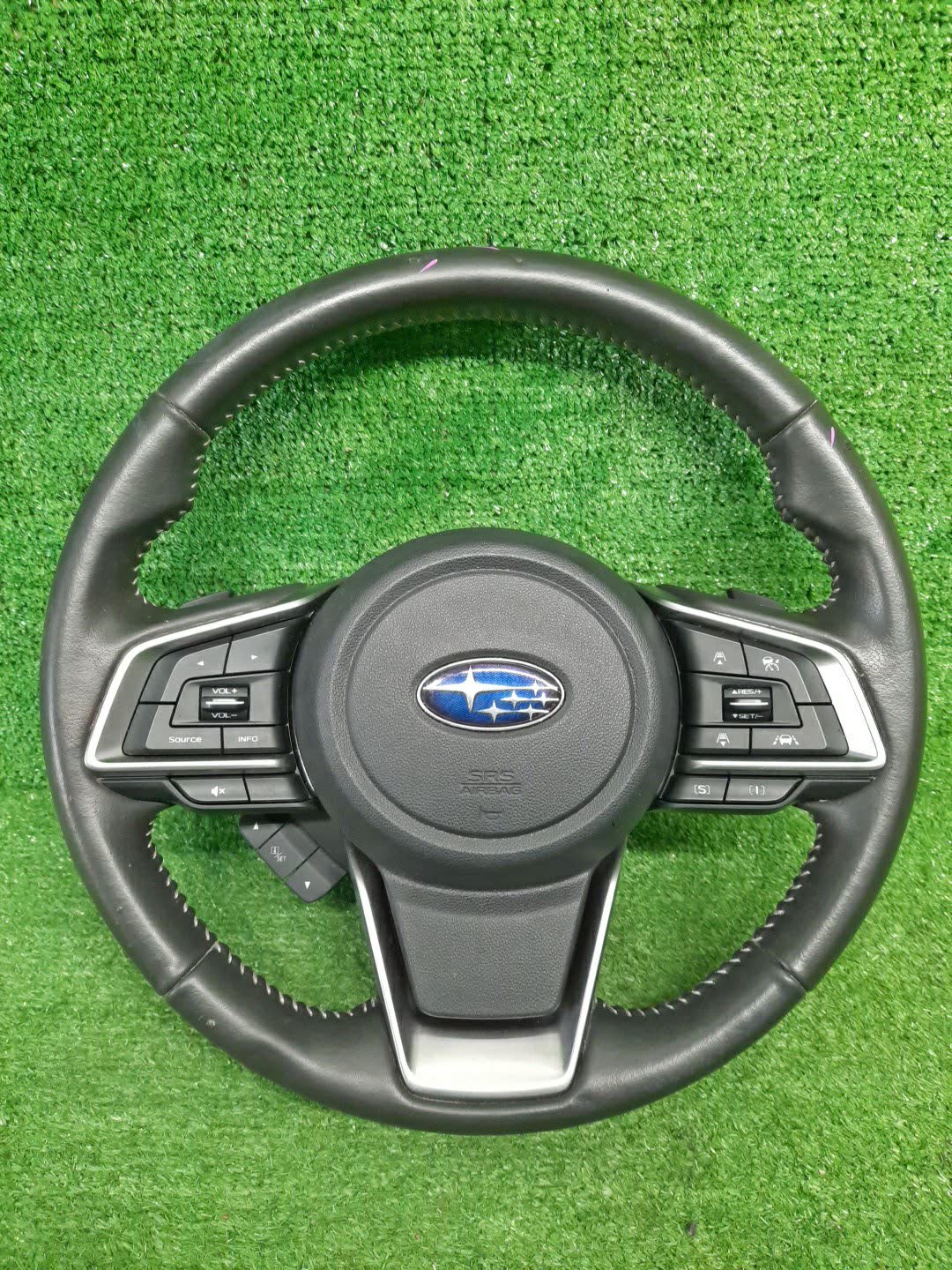 Руль SUBARU XV GT3 1 ракурс