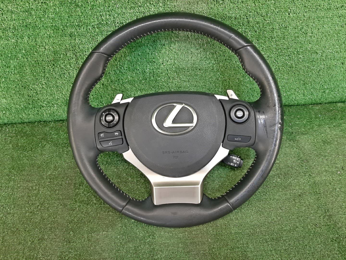 Руль LEXUS CT200H ZWA10 1 ракурс