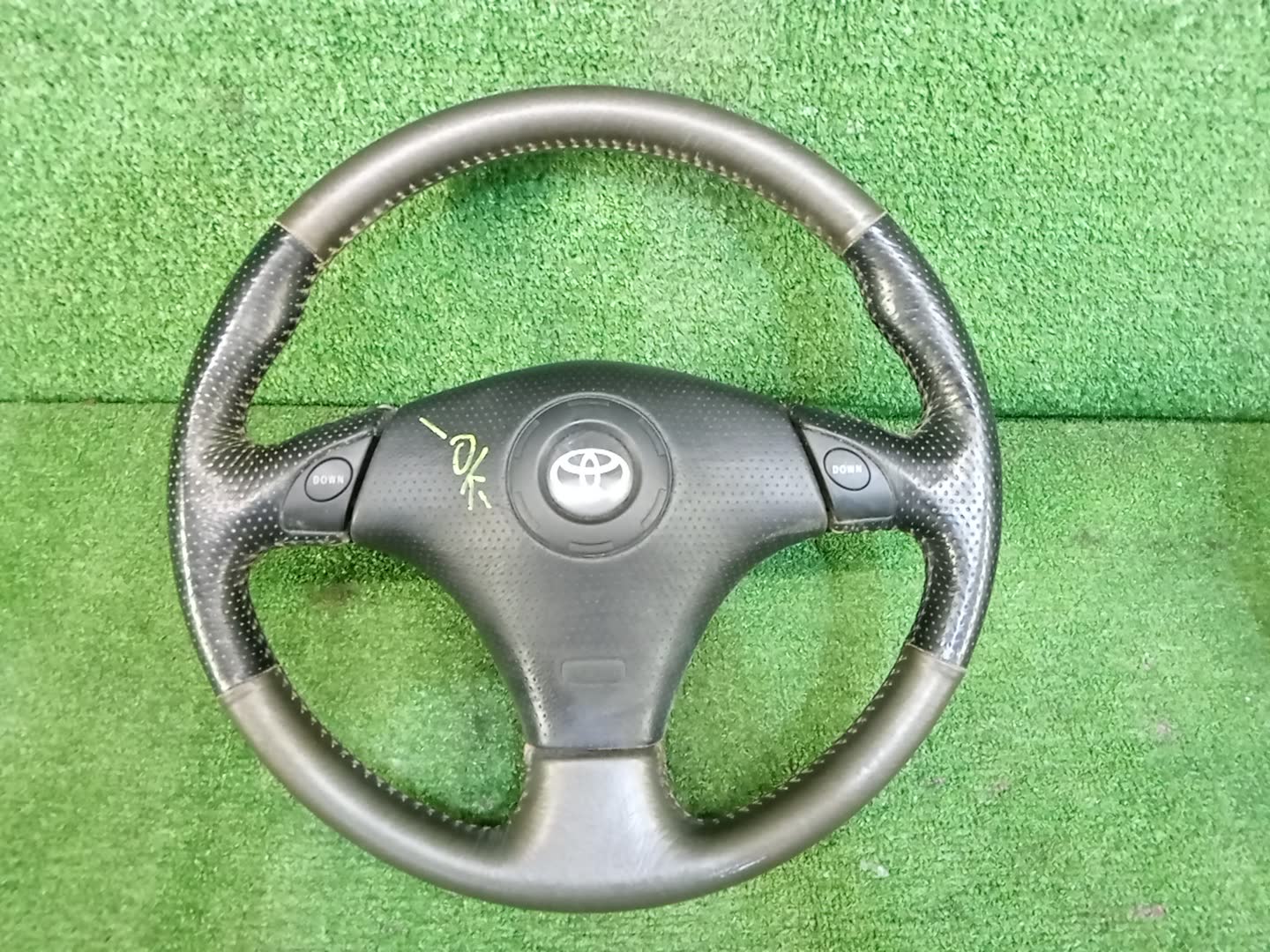 Руль TOYOTA VITZ NCP13 1 ракурс