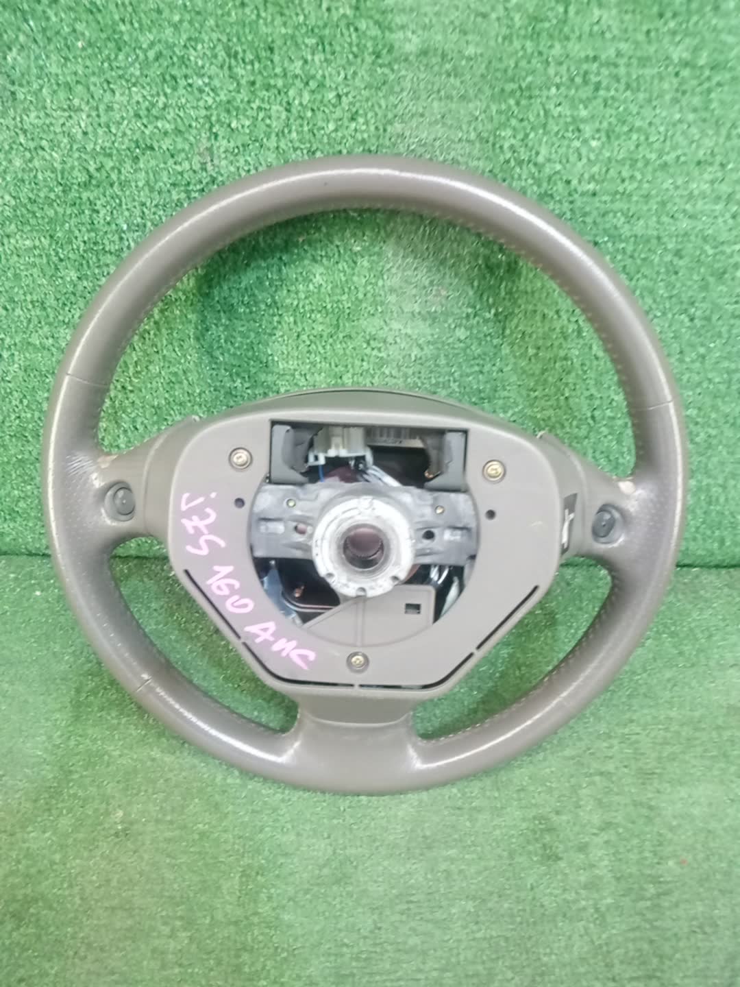 Руль TOYOTA ARISTO JZS160 3 ракурс Руль TOYOTA ARISTO JZS160 3 ракурс