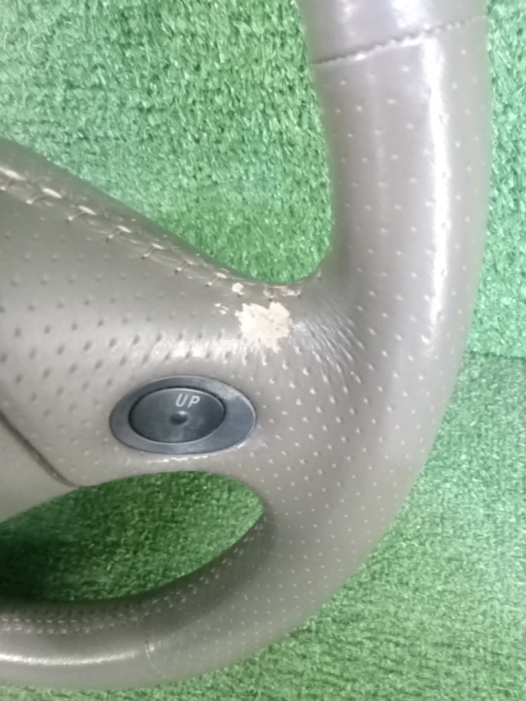 Руль TOYOTA ARISTO JZS160 4 ракурс Руль TOYOTA ARISTO JZS160 4 ракурс
