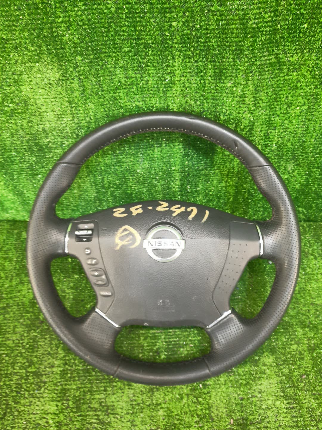 Руль NISSAN FUGA Y50 1 ракурс