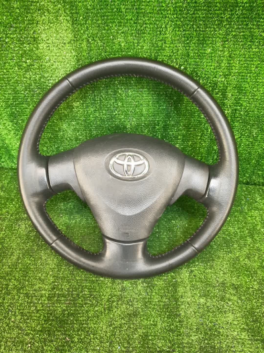 Руль TOYOTA COROLLA RUMION ZRE154N, NZE151N, ZRE152N 1 ракурс