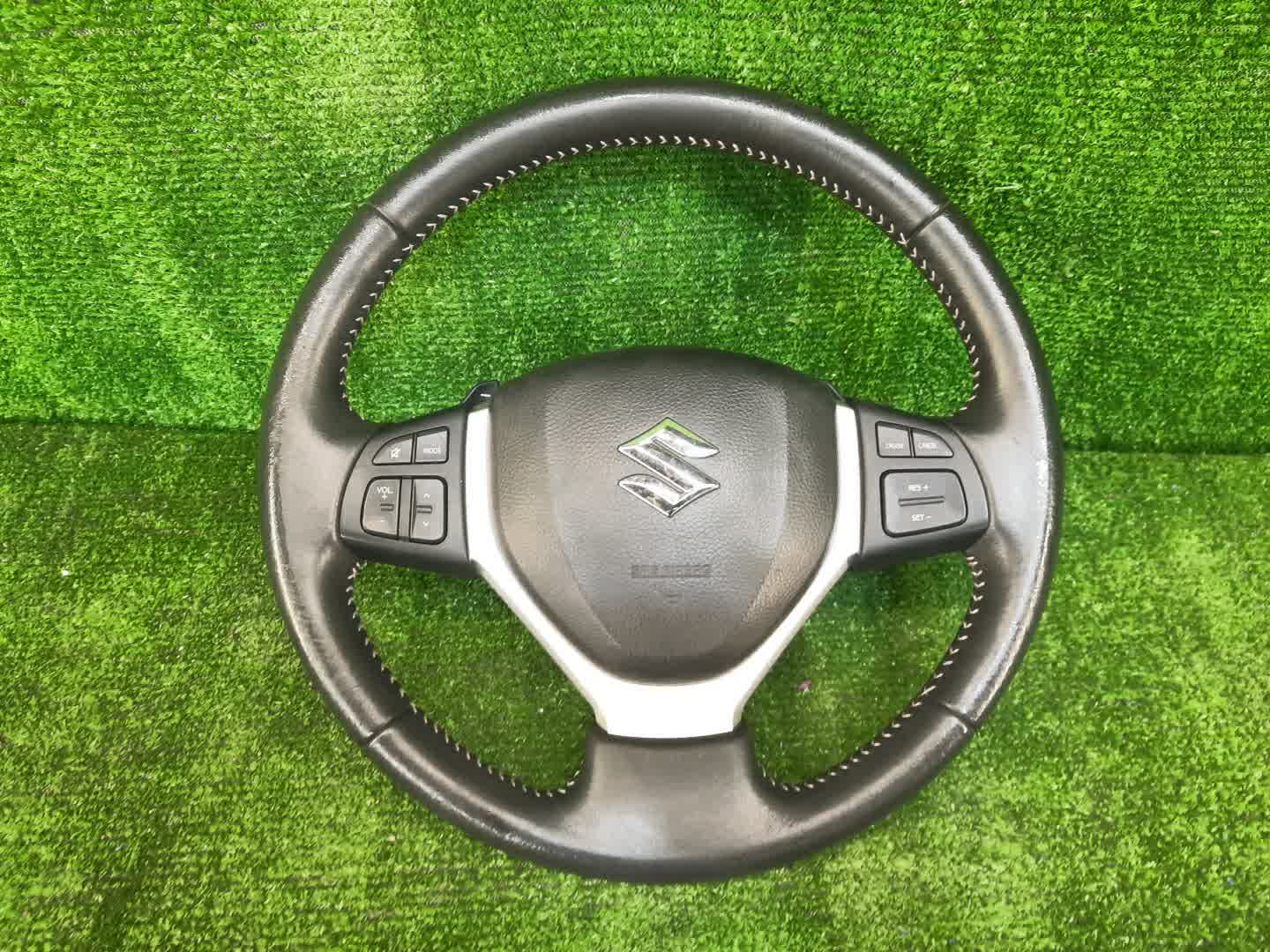 Руль SUZUKI SWIFT ZC72S 1 ракурс