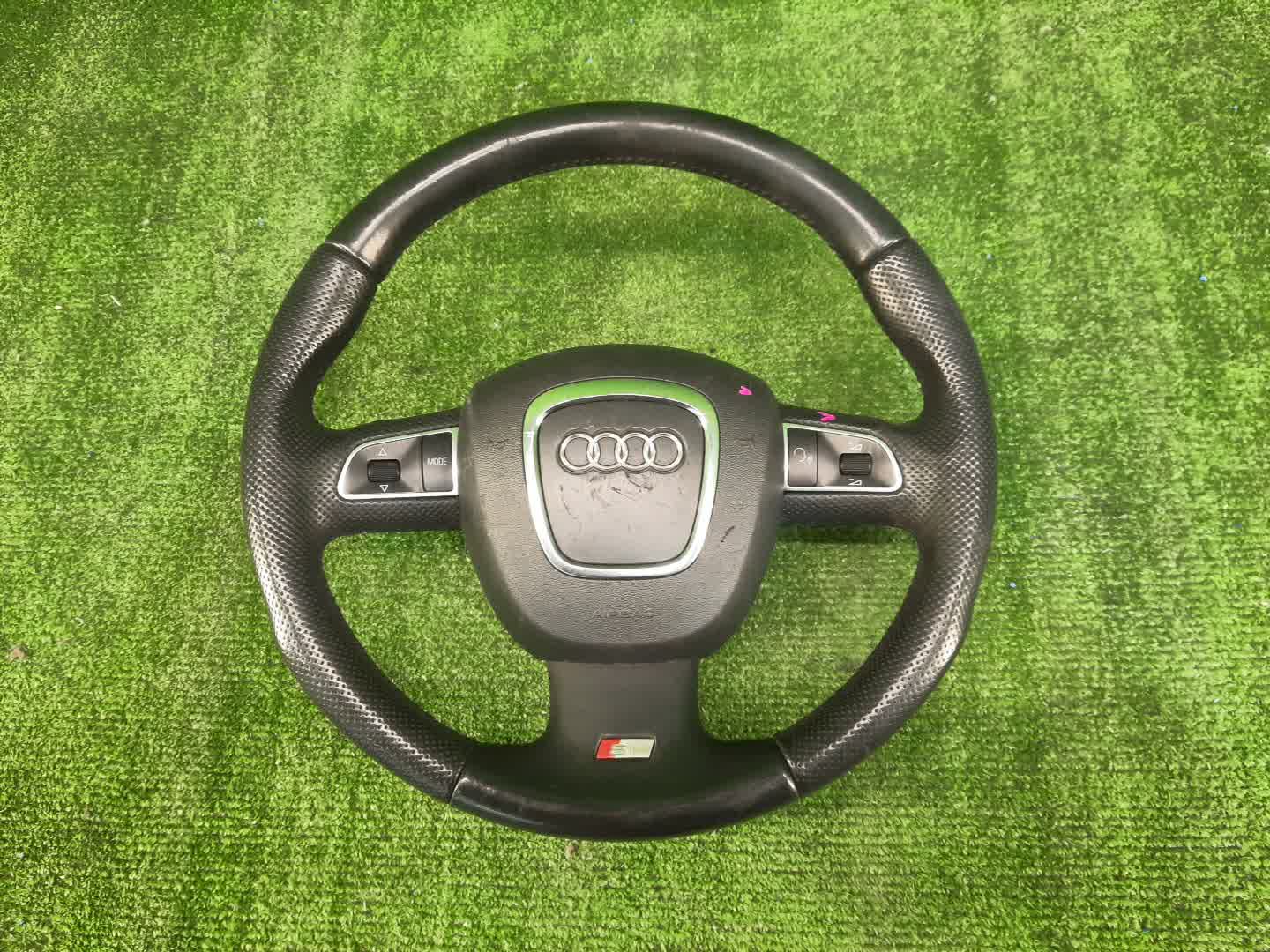 Руль AUDI A4 8K2, B8, 8K5 1 ракурс