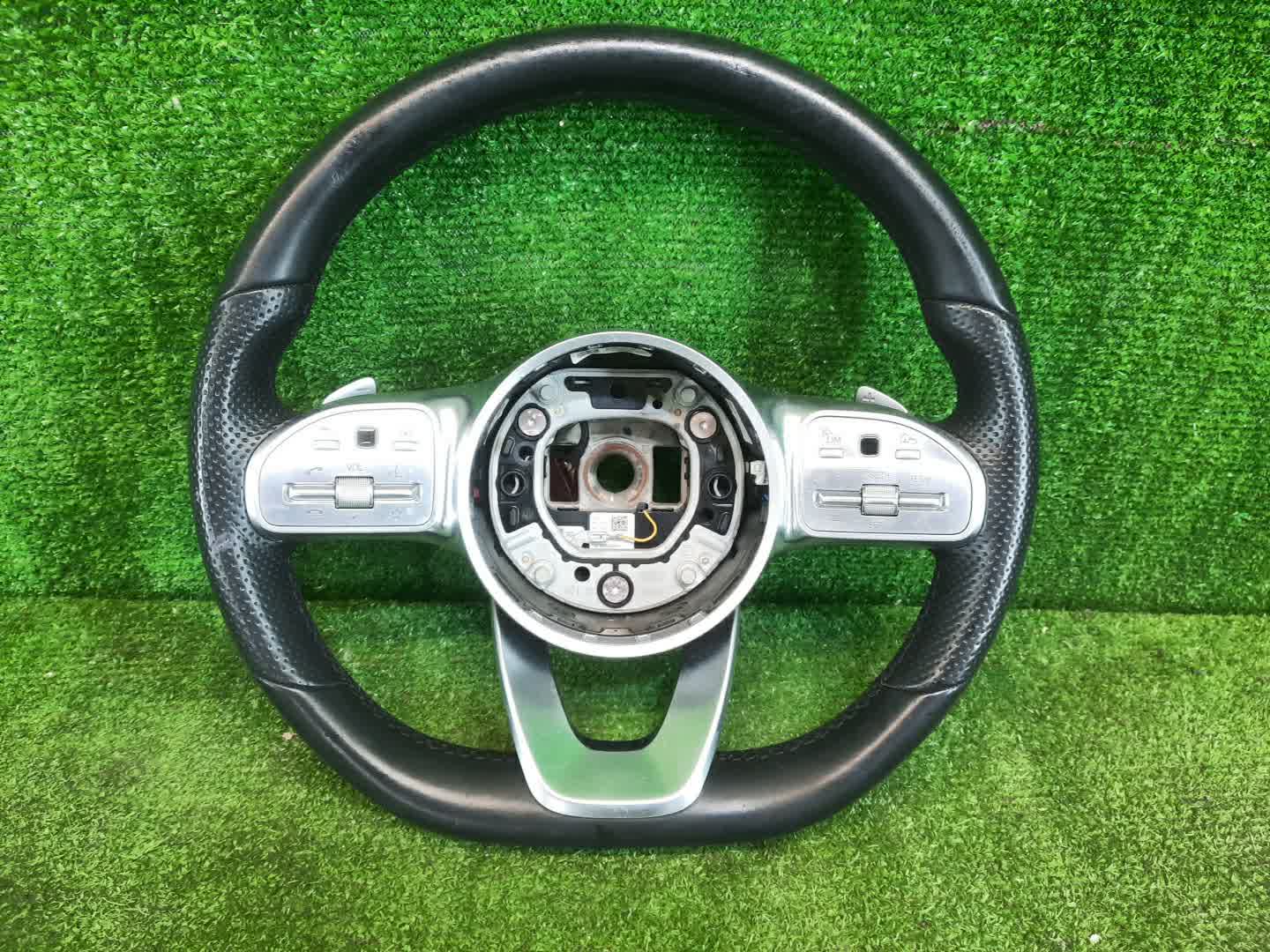 Руль MERCEDES-BENZ C-Class W205 1 ракурс
